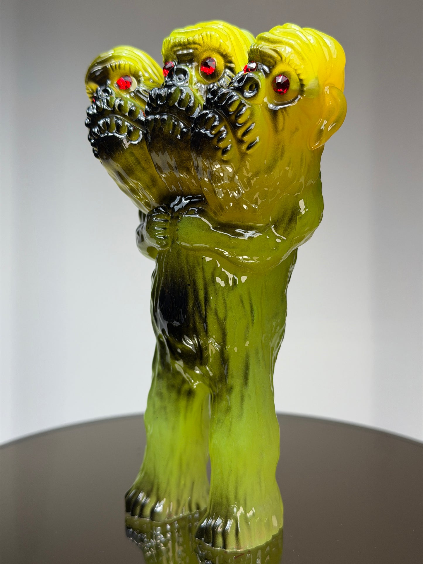 Ape Walker: Glow Phantom