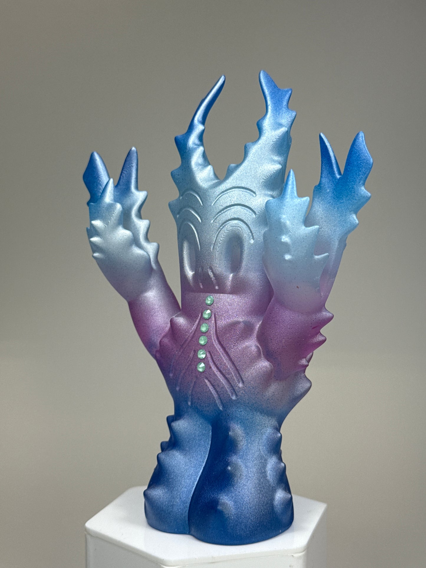 Pincher: Cold Neon Silver