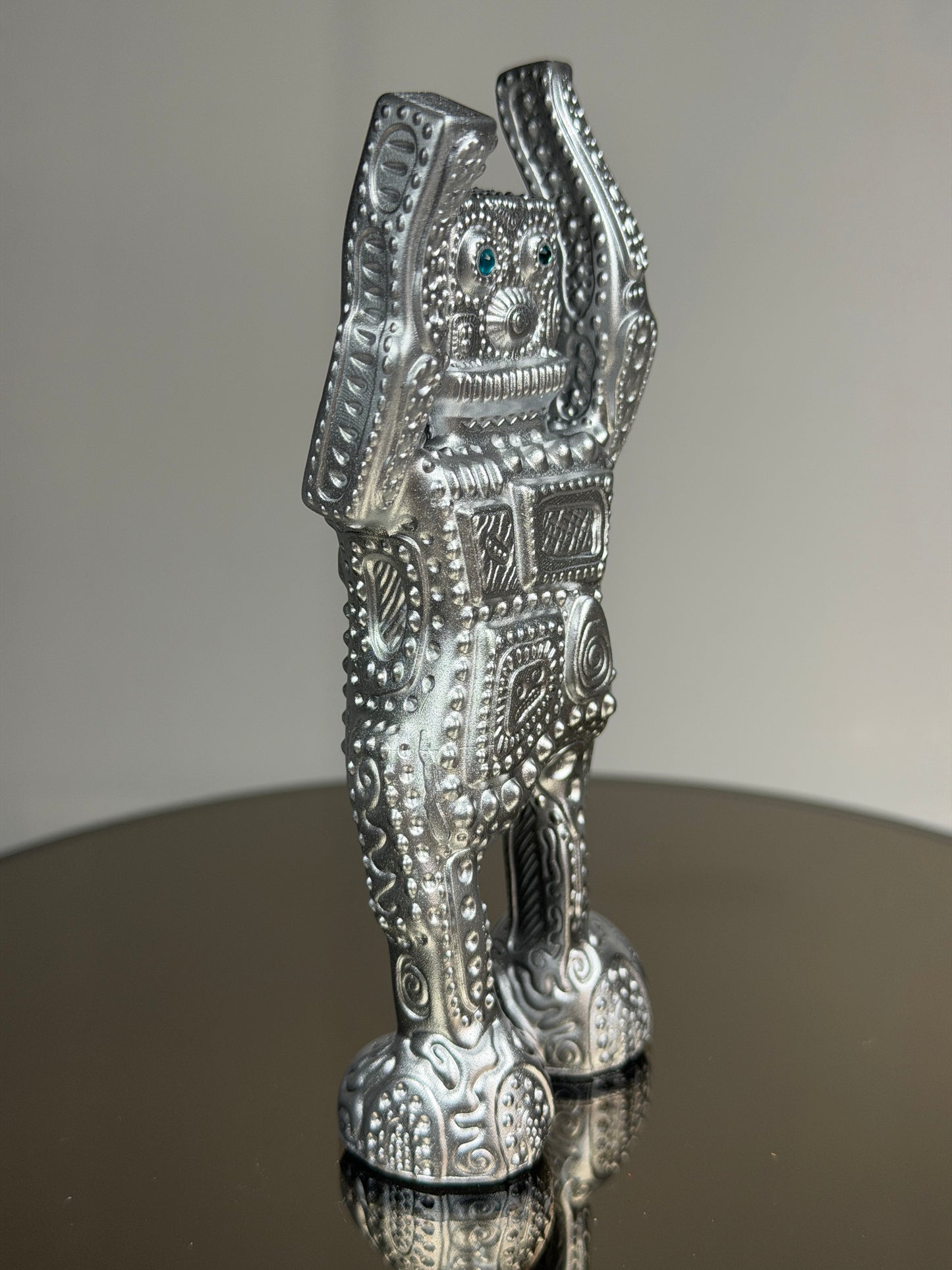 Wonky Robot: Silver