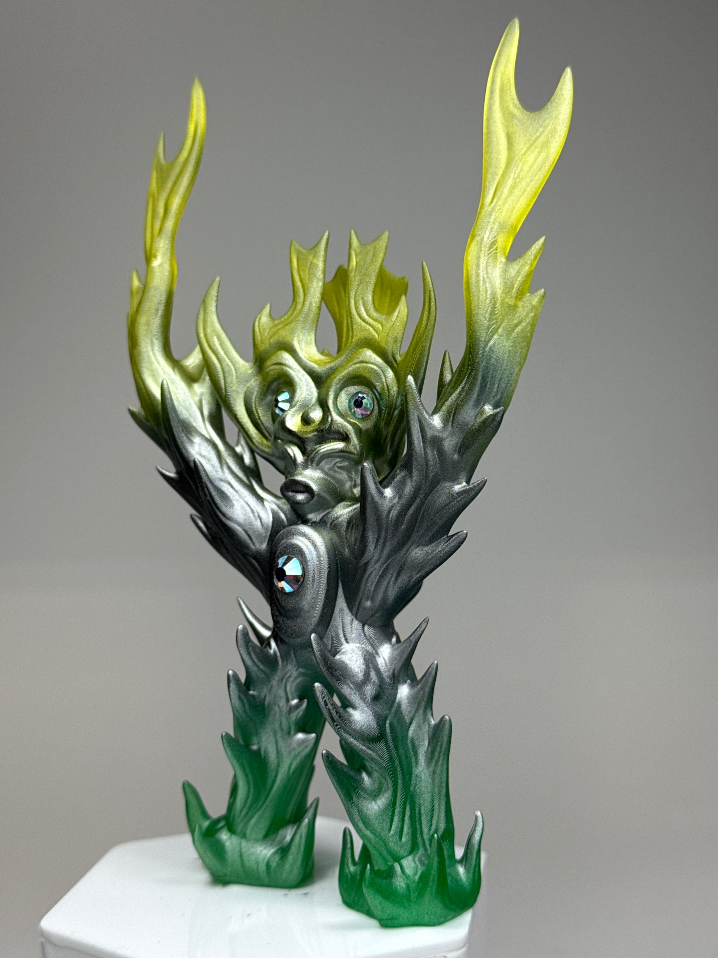 Flicker Flame: Silver/Green/Yellow