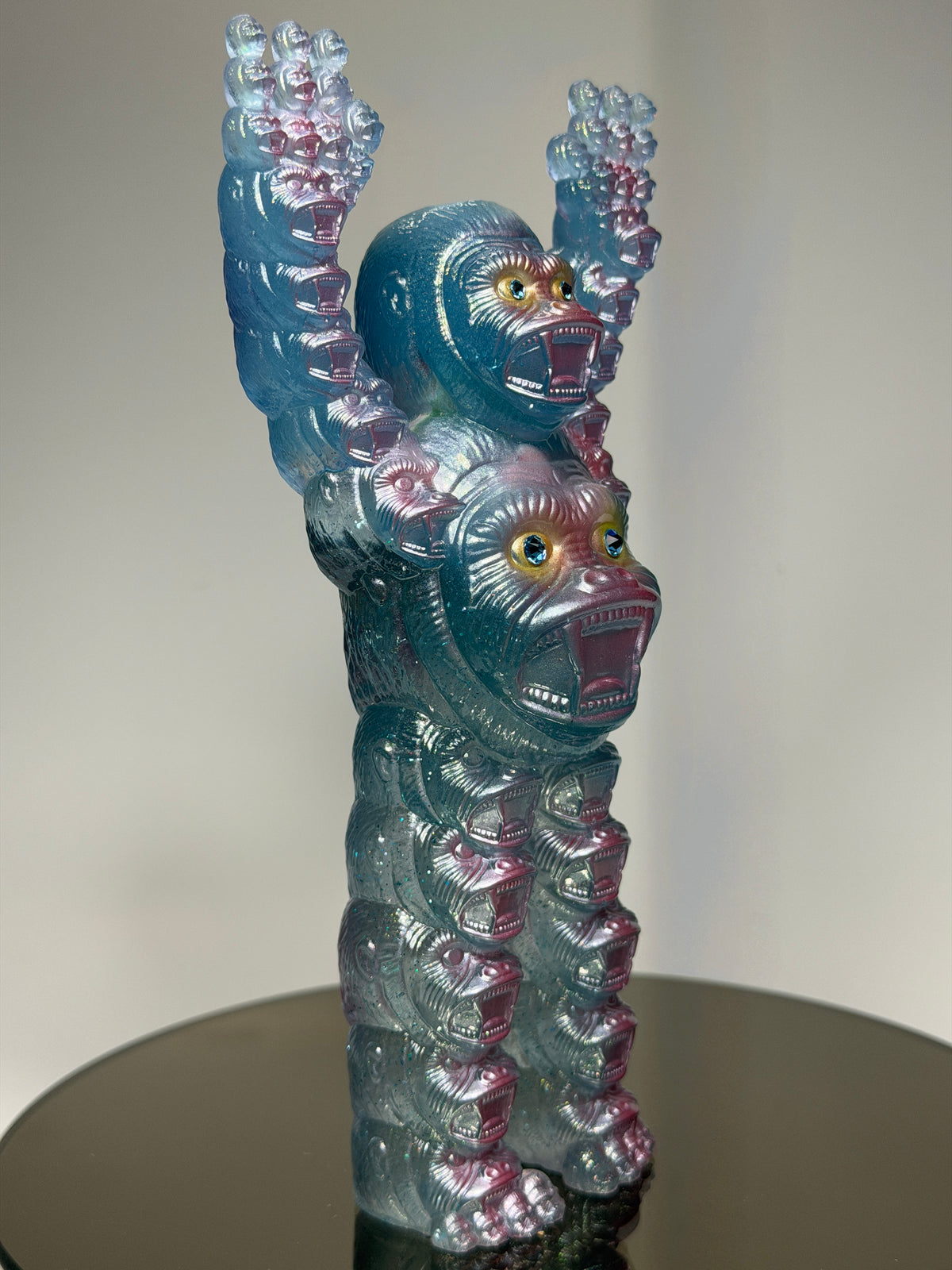 Head Ape: Glow Heads Cool