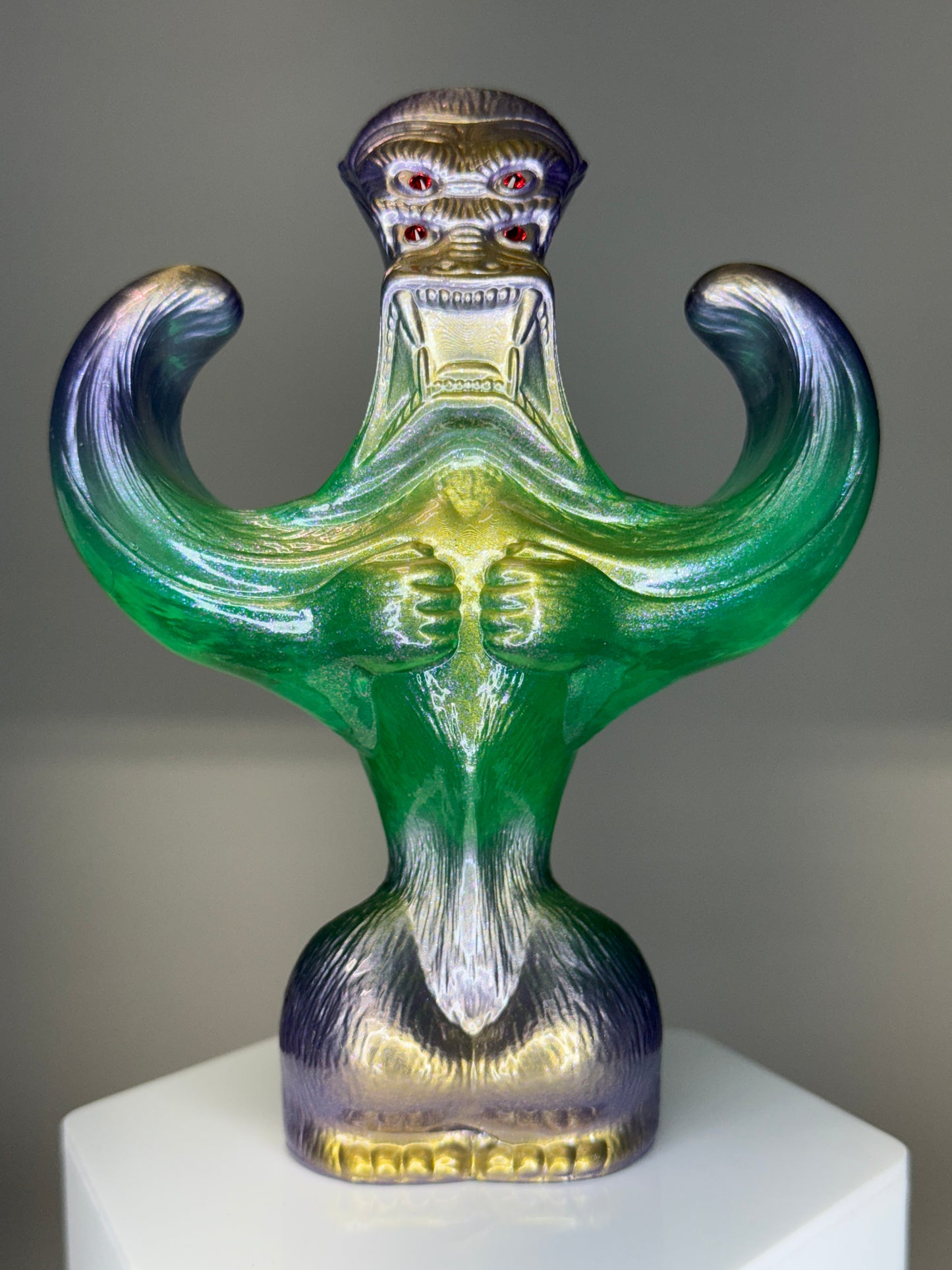 Breaking Wave Ape: Translucent Green/Pearlescent Violet/Gold