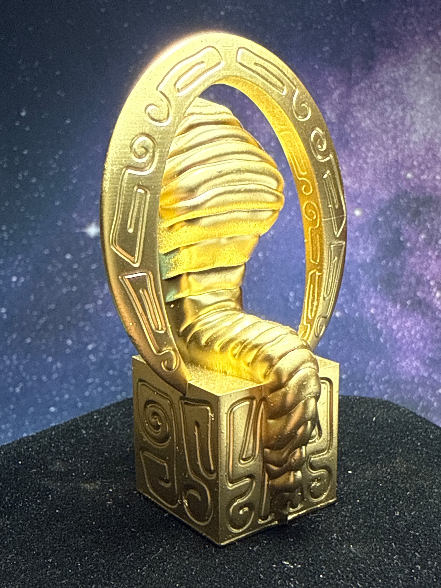 Egyptian Cobra: Chrome Gold Red