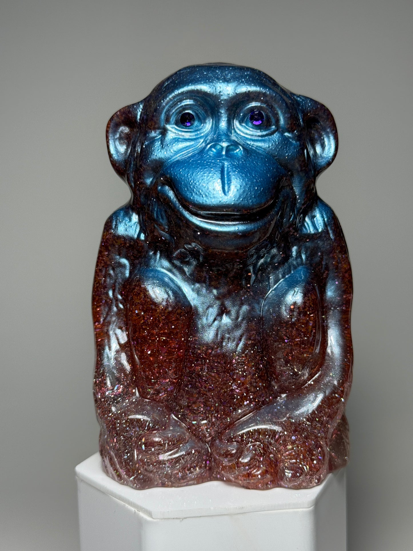 Sitting Monkey: Fade to Clear