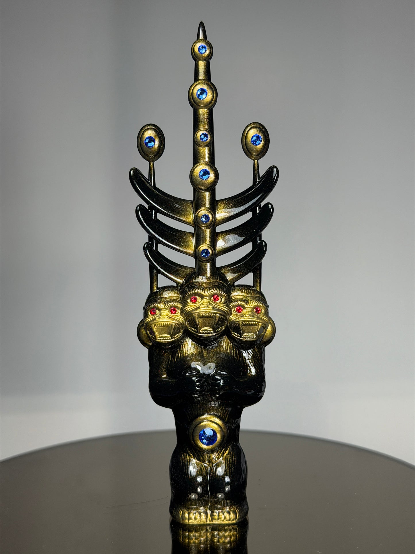 Zbvvo Tr’pp: Fearsome Gold