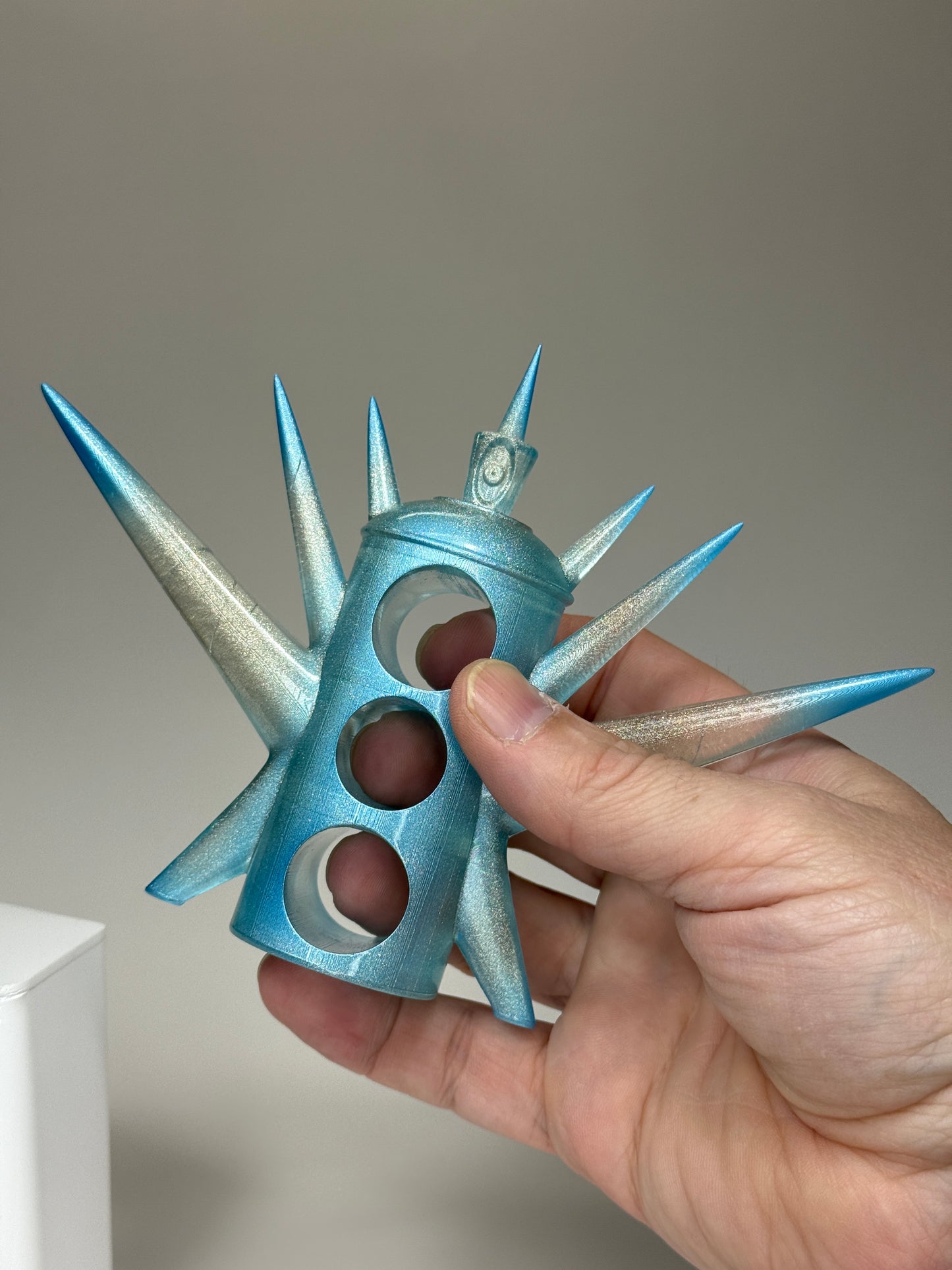 Useless Spraycan: Blue