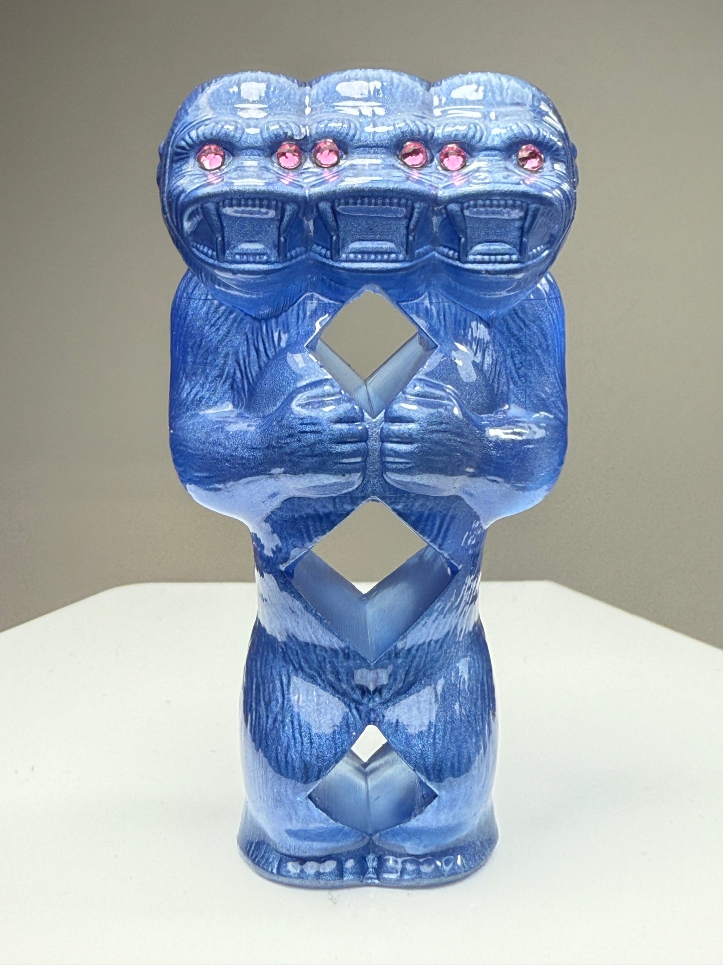 Three of Diamonds Ape: Rainbow Choice