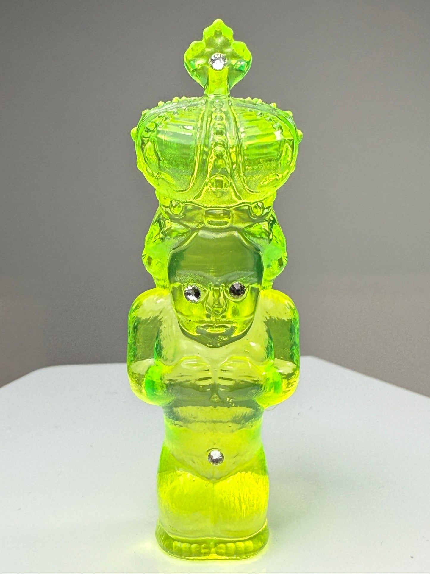 Infant Ape of Prague: Rainbow Choice