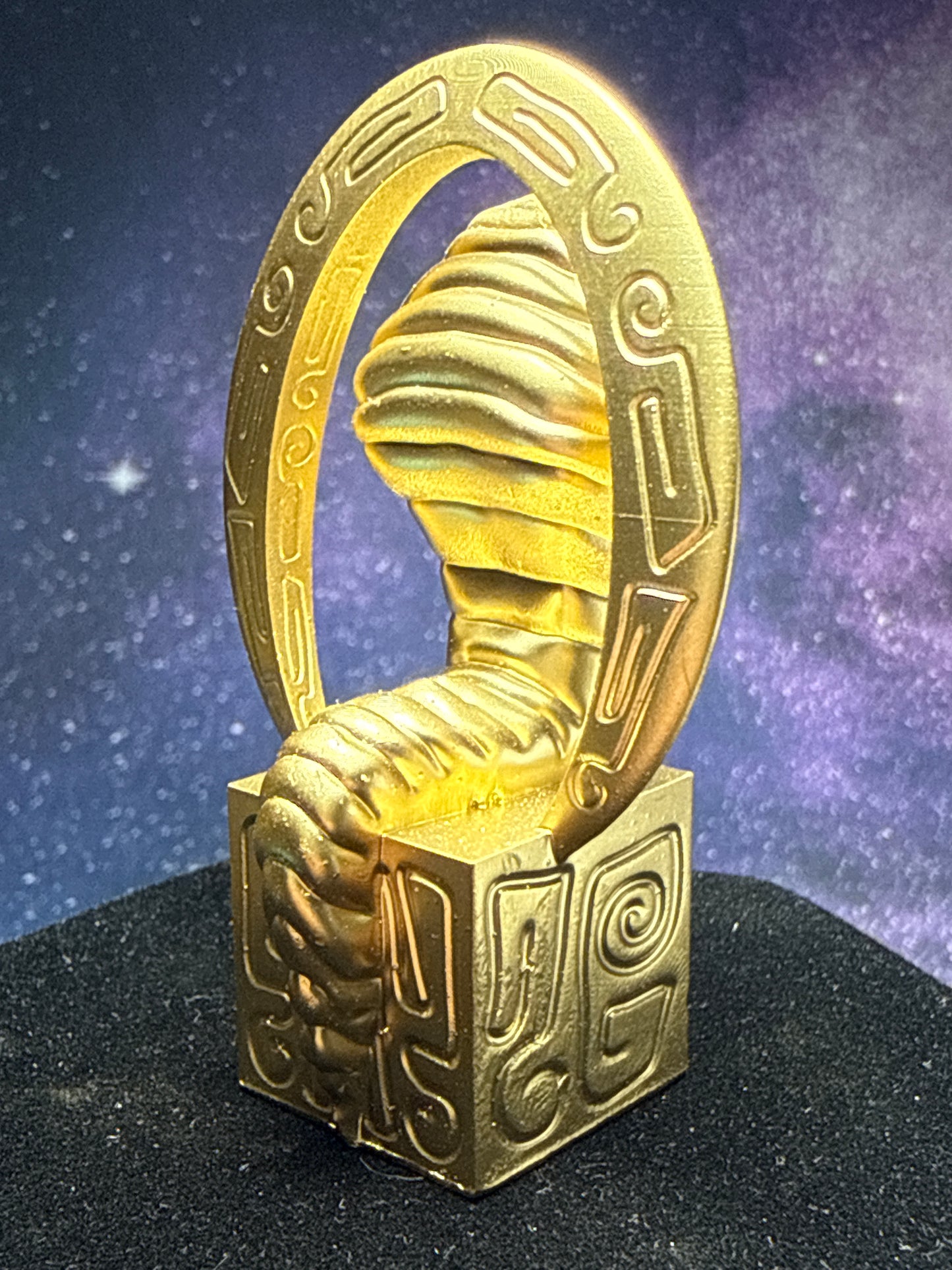 Egyptian Cobra: Chrome Gold Red