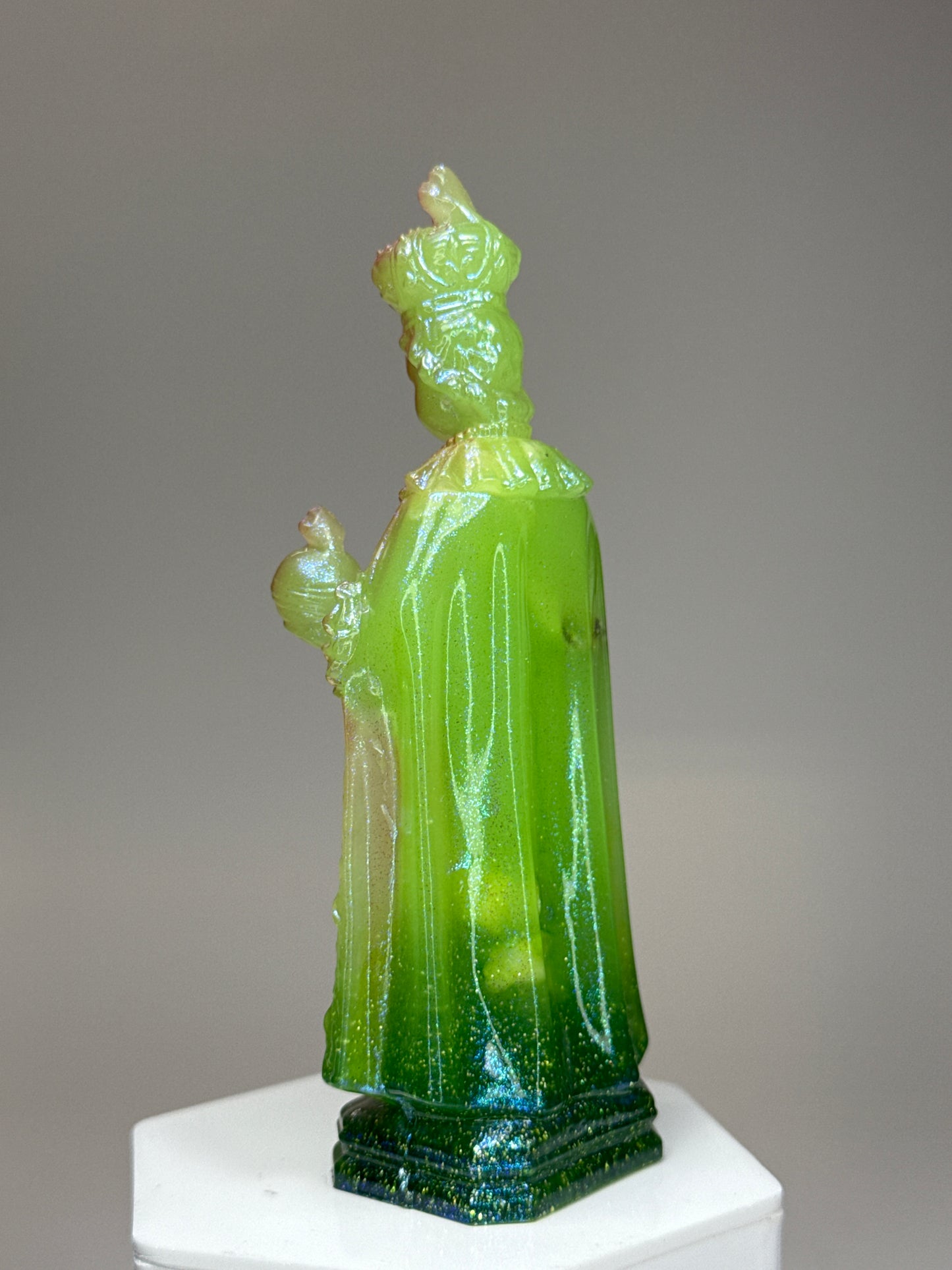 Infant Jesus Of Prague 2.0: Green/Pink Glow