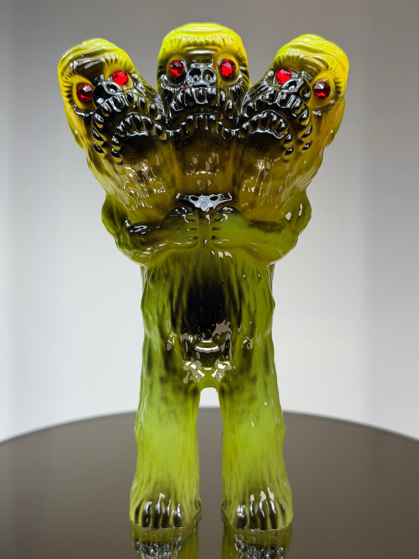 Ape Walker: Glow Phantom