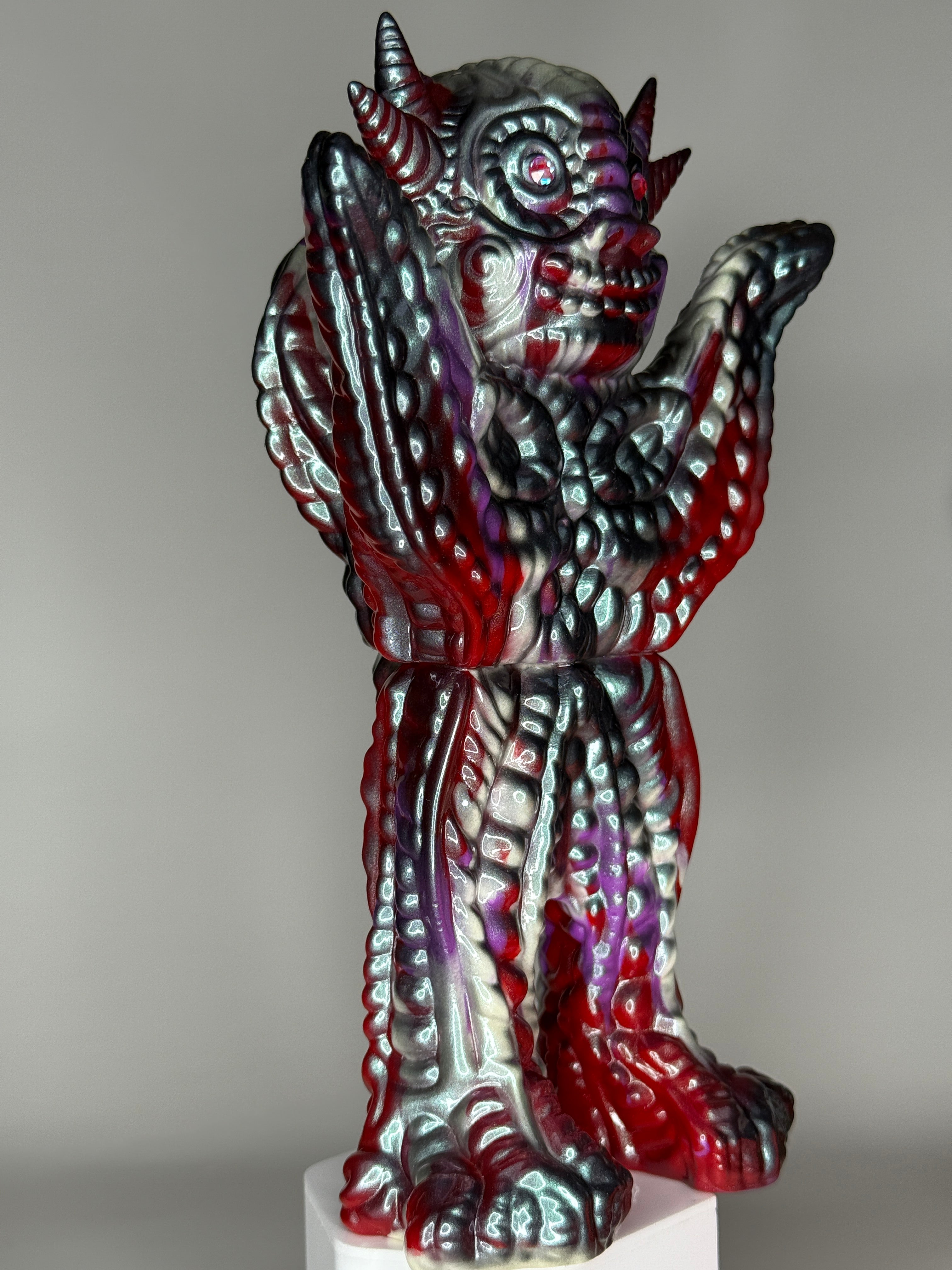 Beautiful Insect: Iridescent Defense – Zimot