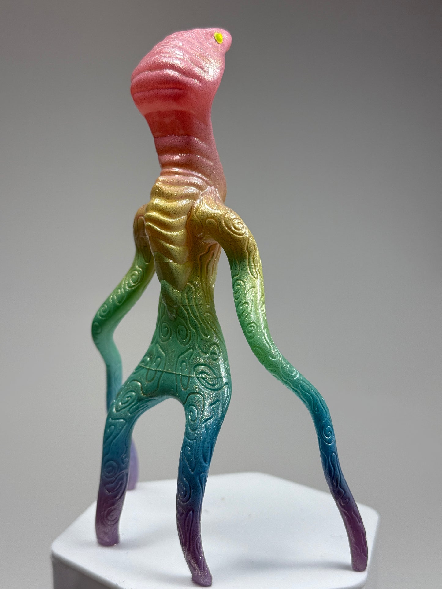 Cobra Cult Creeper: Pastel Rainbow
