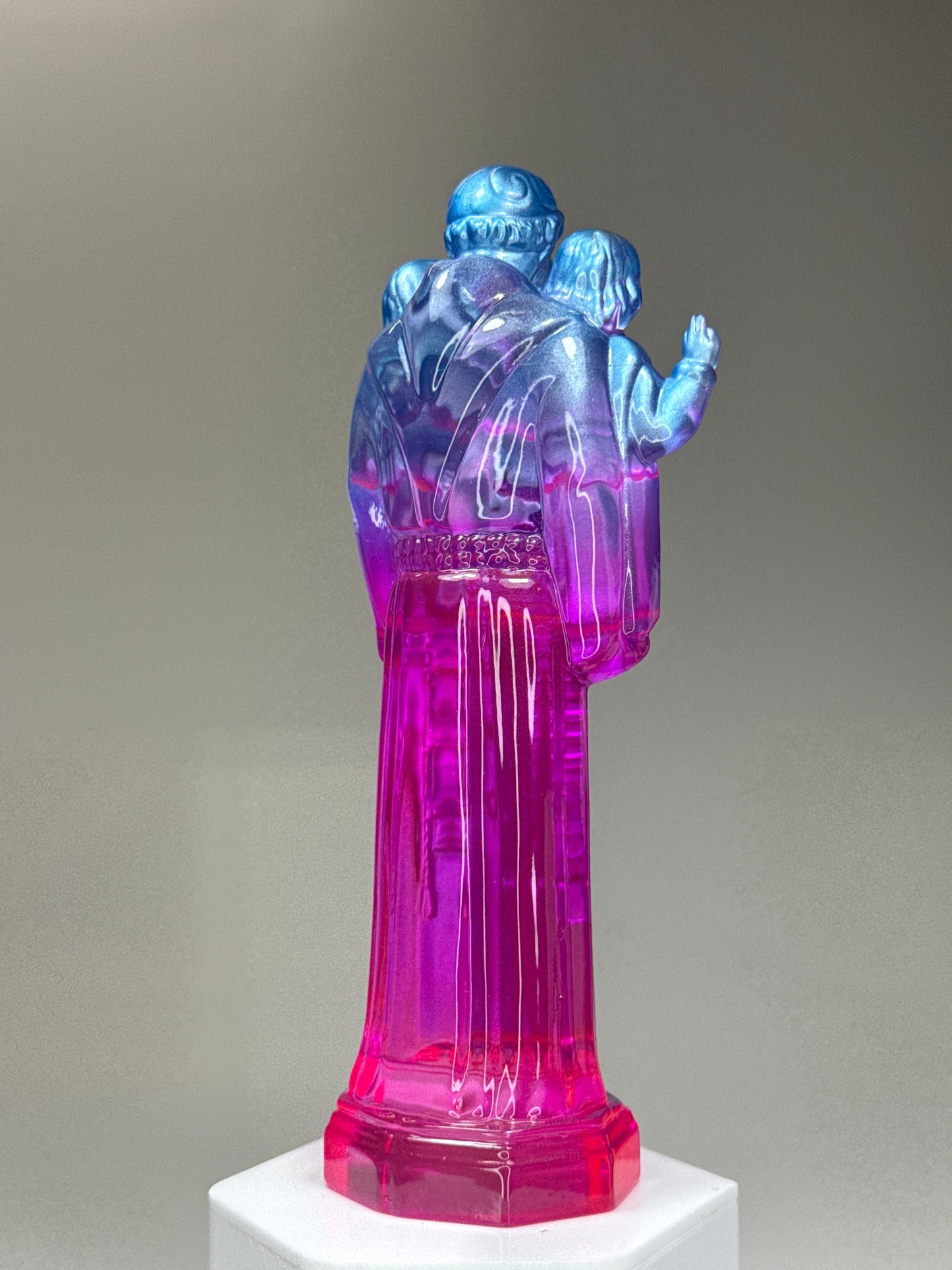 Cyclops with Twins: Fade to Pink