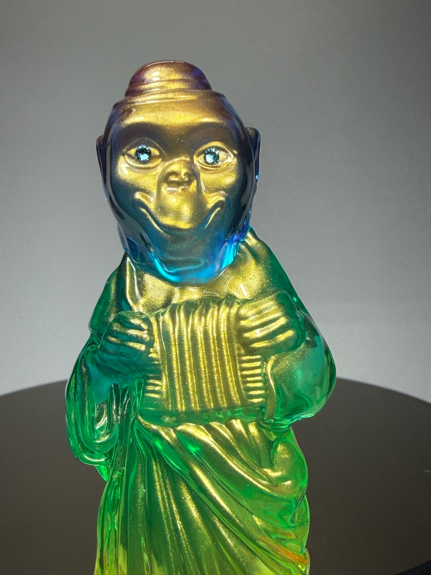 Accordion Monkey Goes to Heaven: Transparent Rainbow