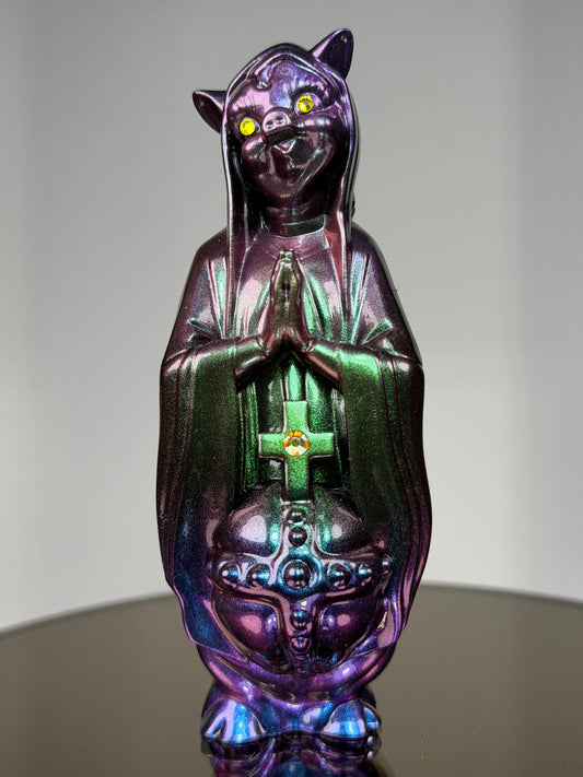 Piggy Mary, With Child: Colorshift Spectacular