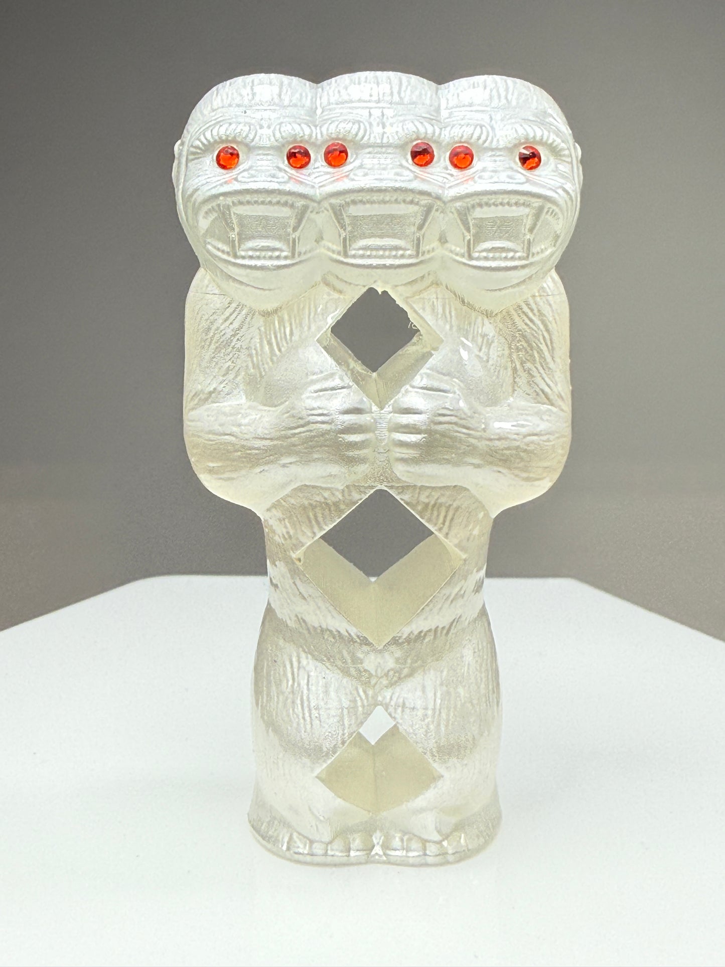 Three of Diamonds Ape: Rainbow Choice