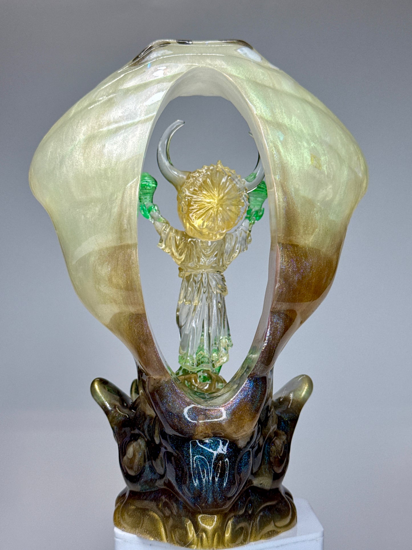 Snake Handler Shrine: Pearlescent Overlord