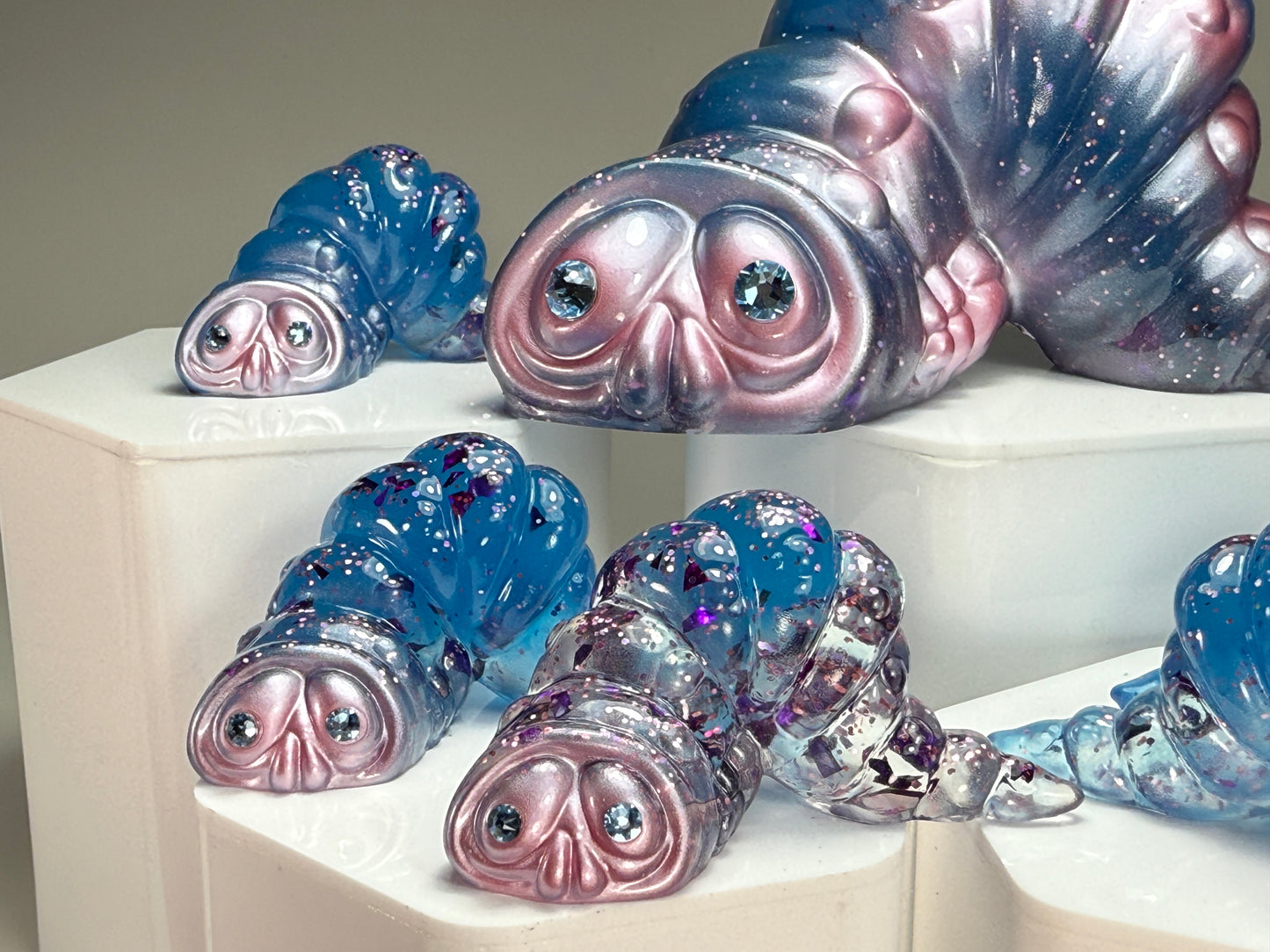 Worm: Blue with Pink (Glow) Set of 7