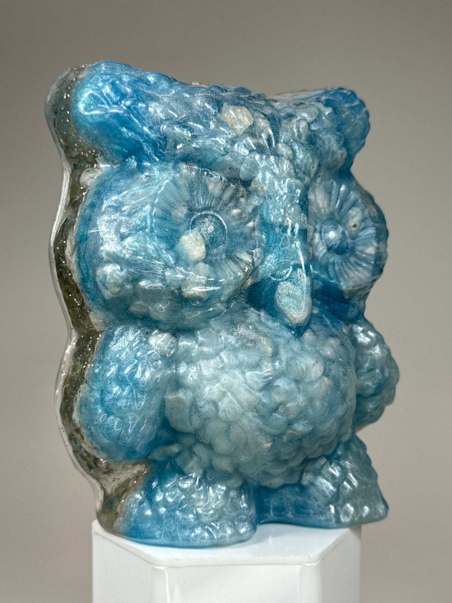 Midcentury Owl V2: Blue with White Rocks