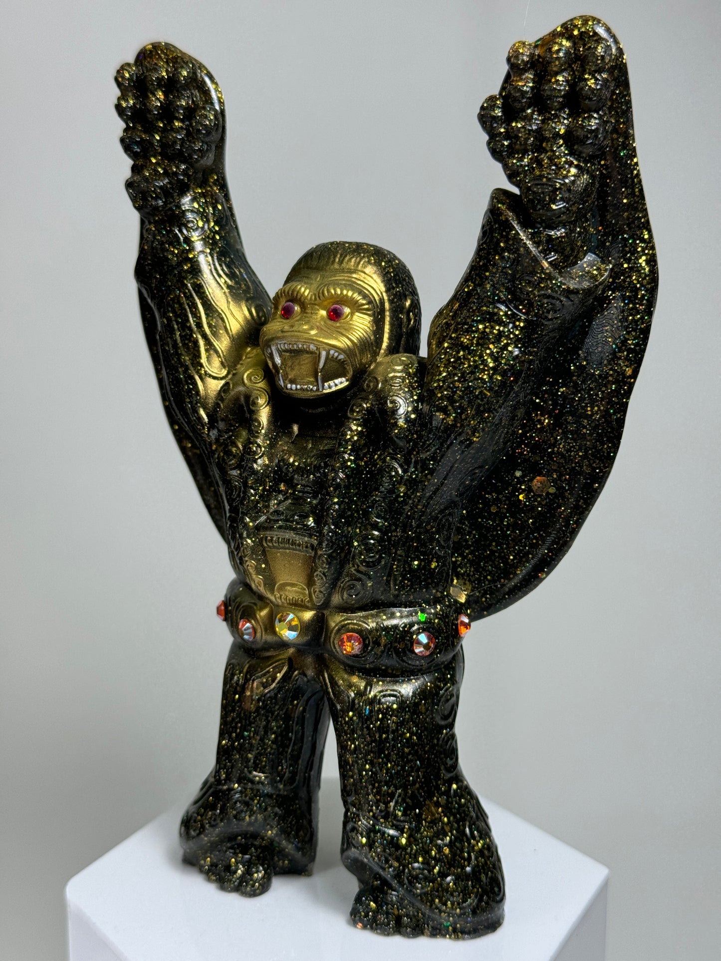 Elvis Ape: Gold Contest