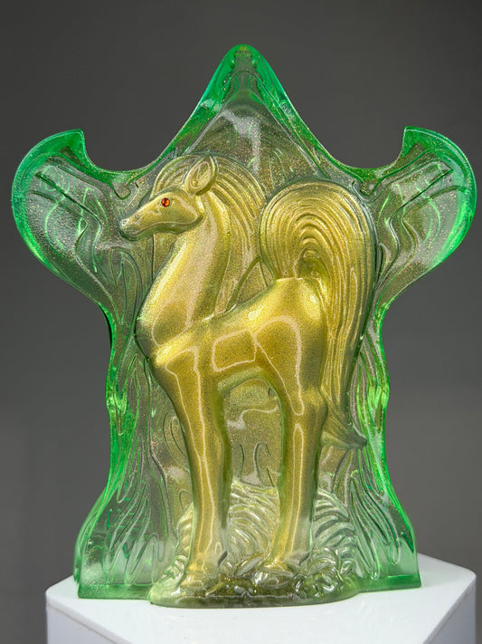 Xzeeo Ho’ss: Gold/Green