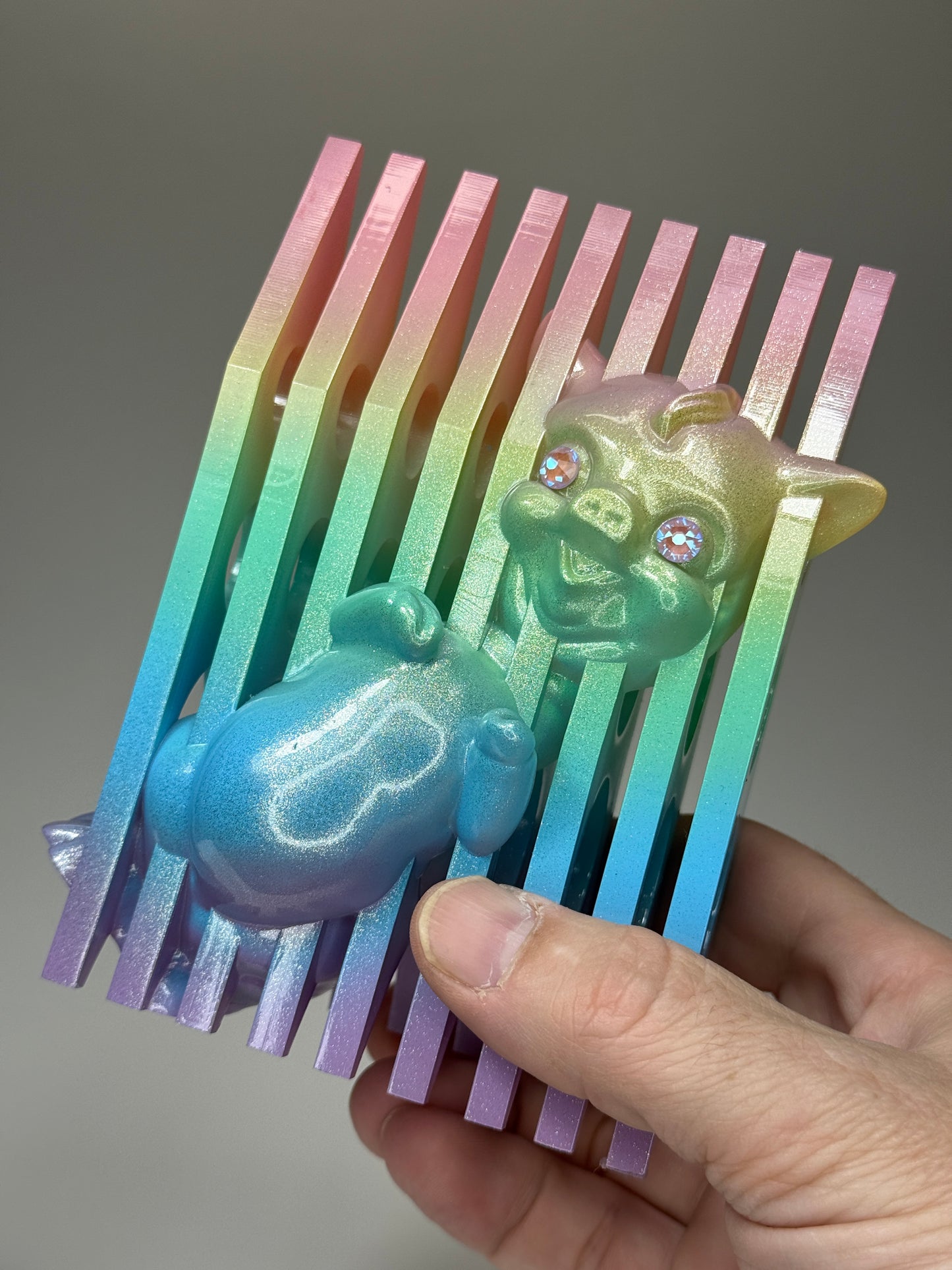 Blocked Twisty Pig: Silver Pastel Rainbow