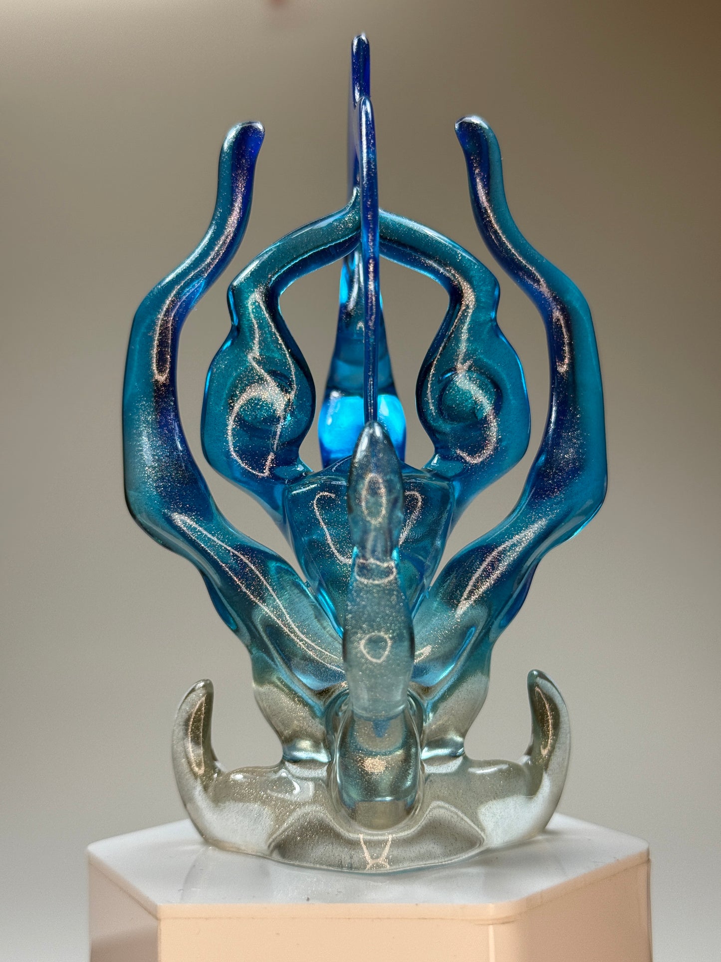 Rest: Silver Blue Clear