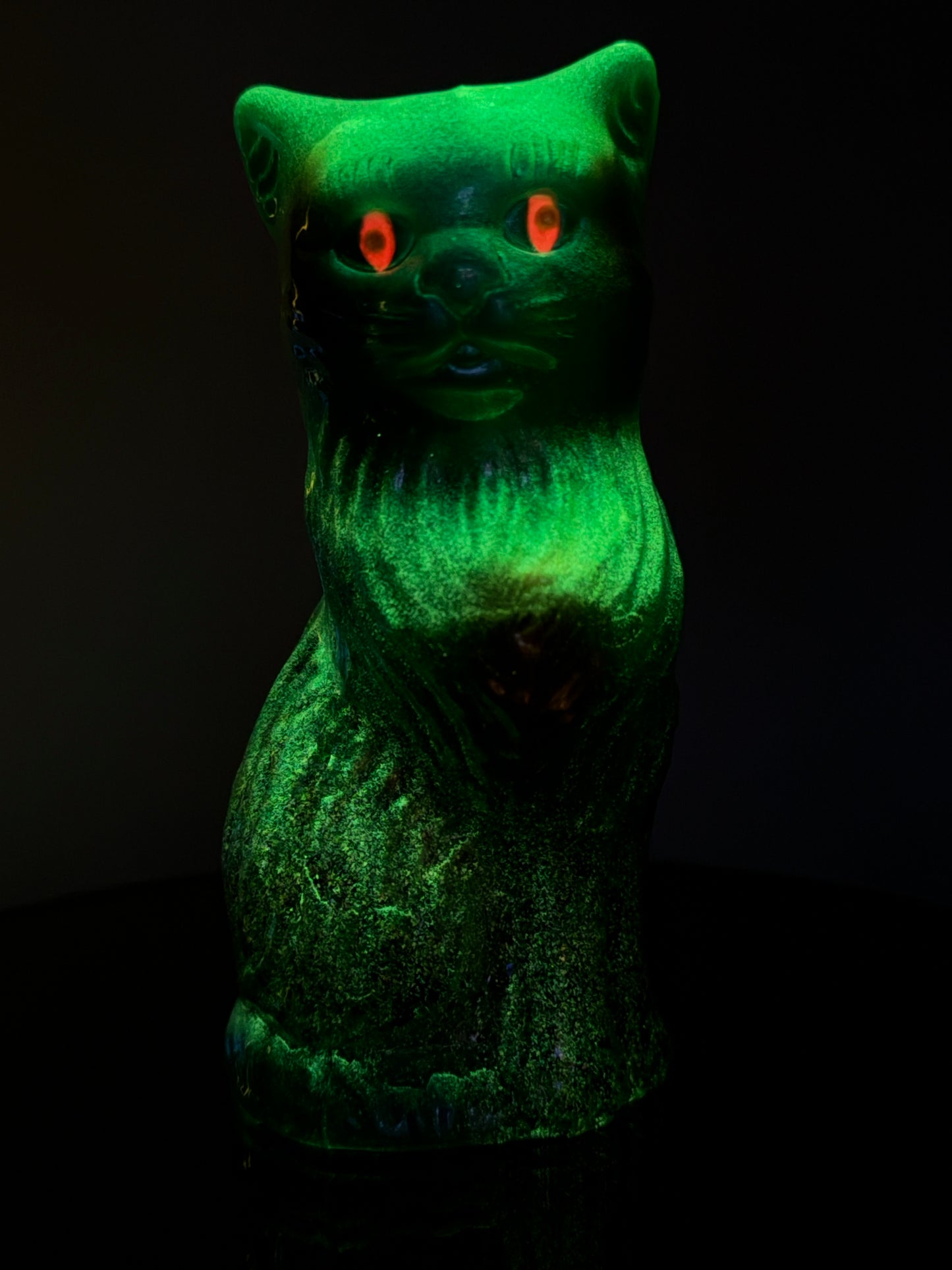 Cat: Glow Eyes Corruption