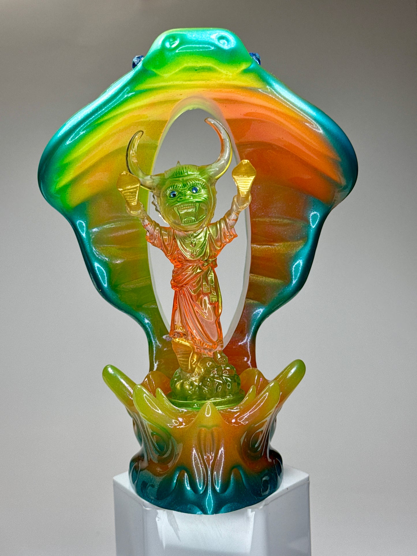 Snake Handler Shrine: Orange Glow Overlord