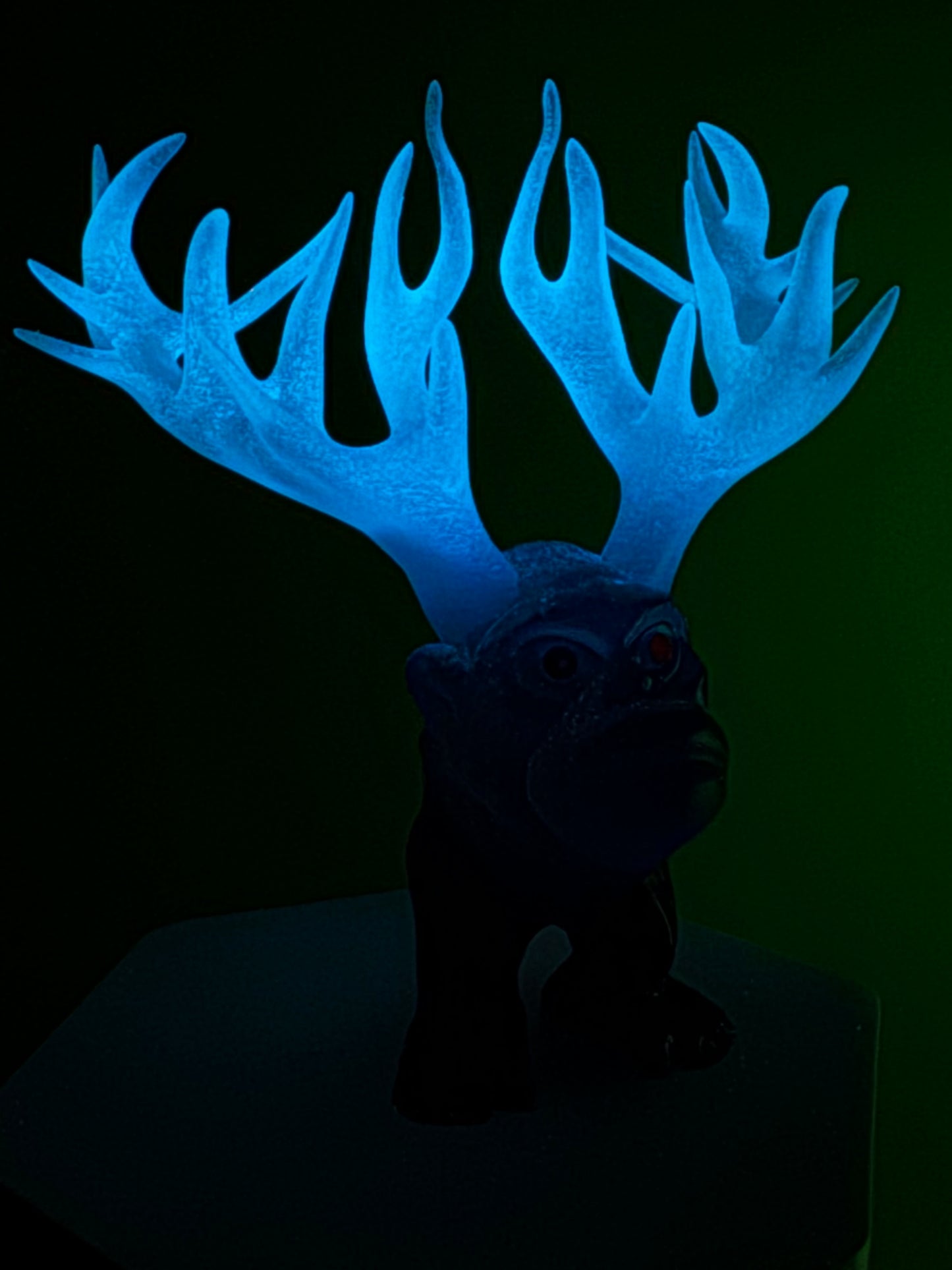 Antler Hopper: Glow Antler Blue