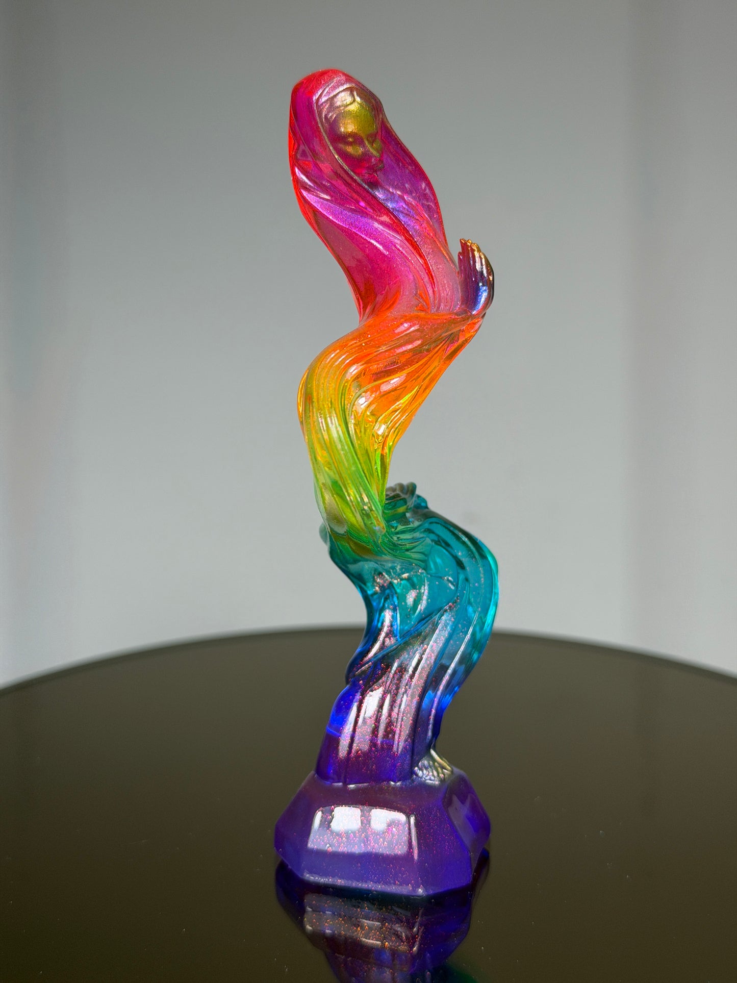 Twisteder Sister: Afternoon Rainbow Twist