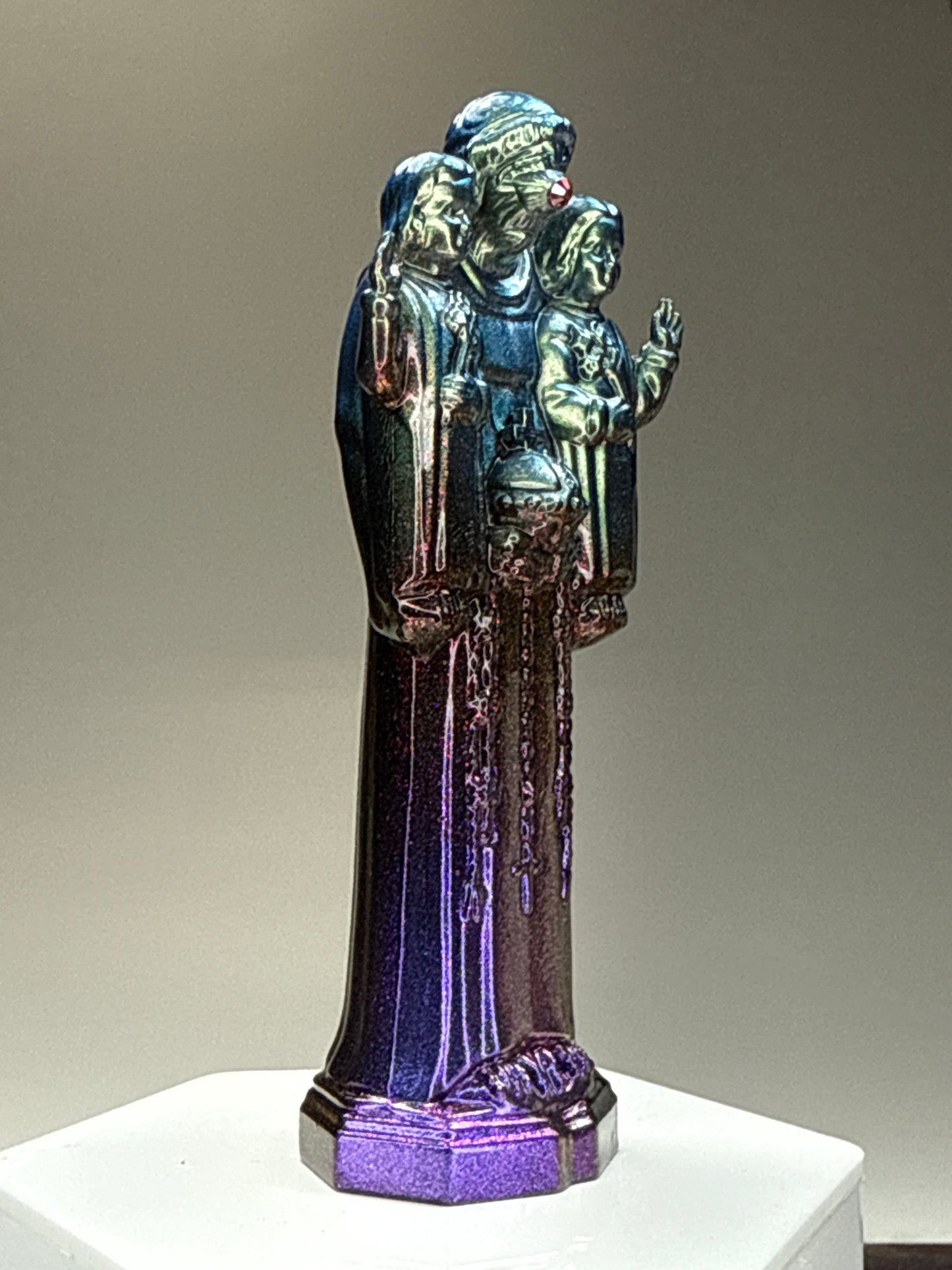 Cyclops with Twins: Colorshift Fade-out