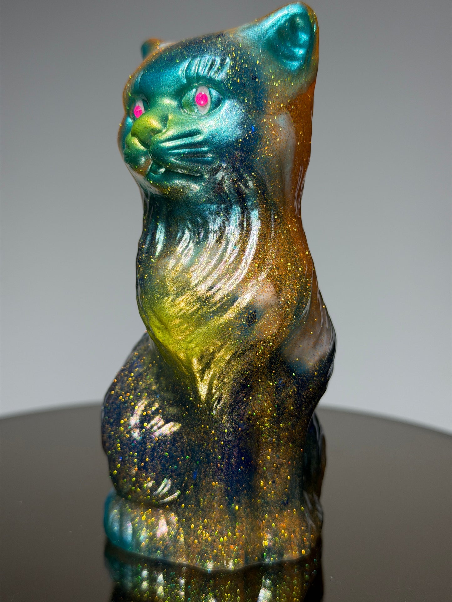 Cat: Glow Eyes Wicked