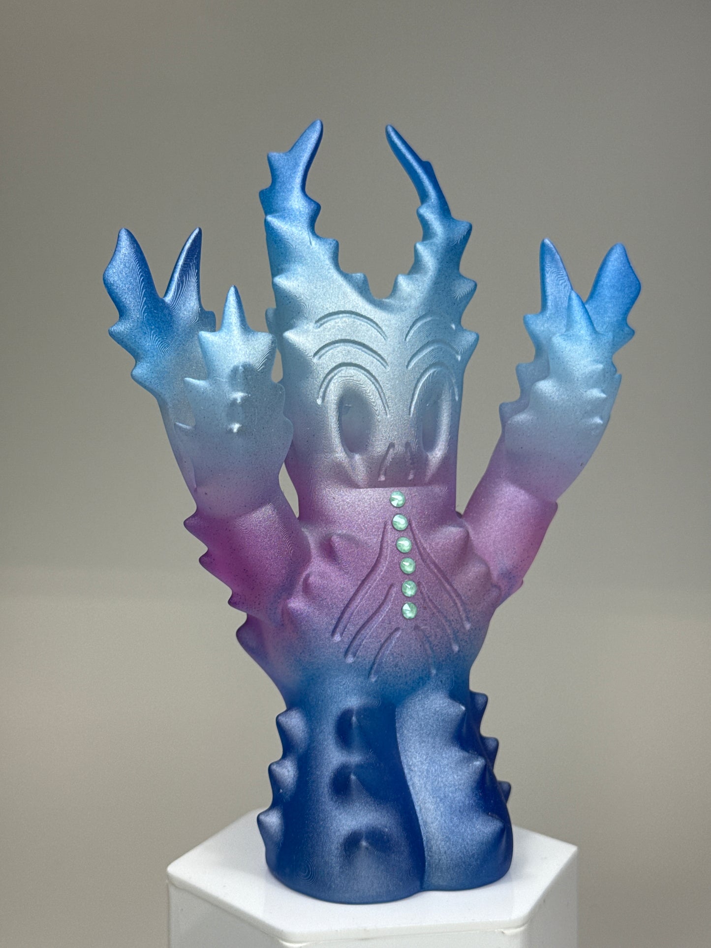 Pincher: Cold Neon Silver