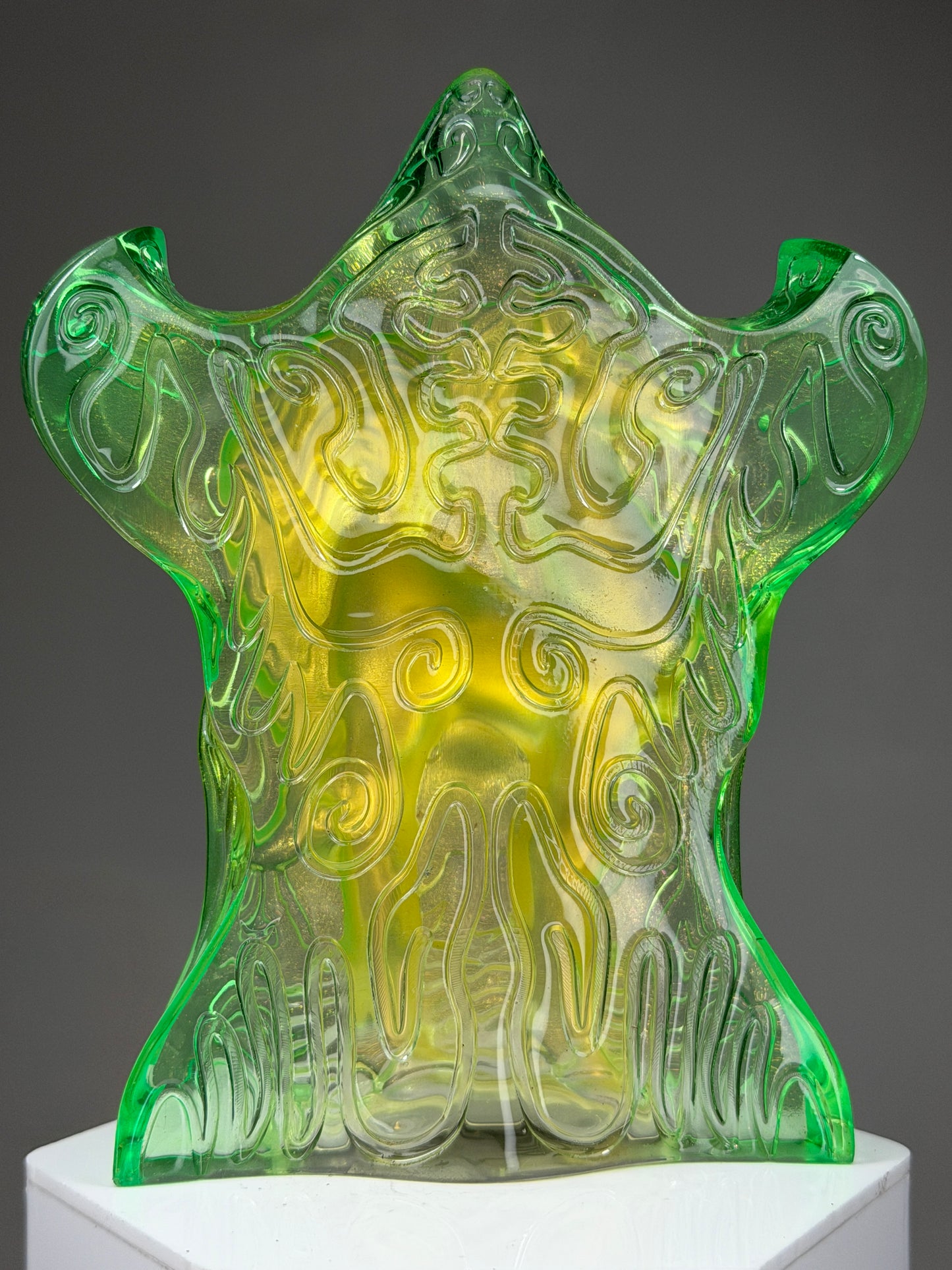 Xzeeo Ho’ss: Gold/Green