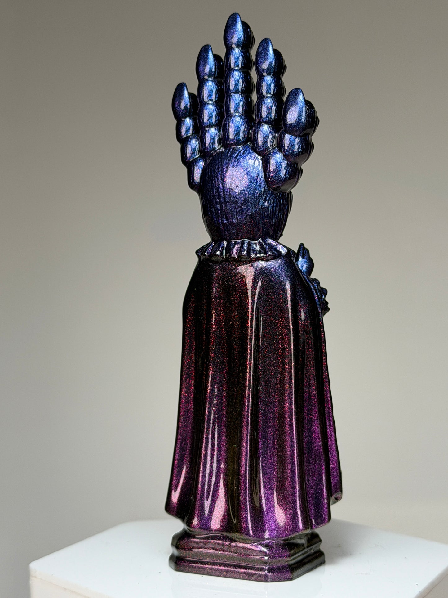 Saint Ape Claw: Color Shift Midnight