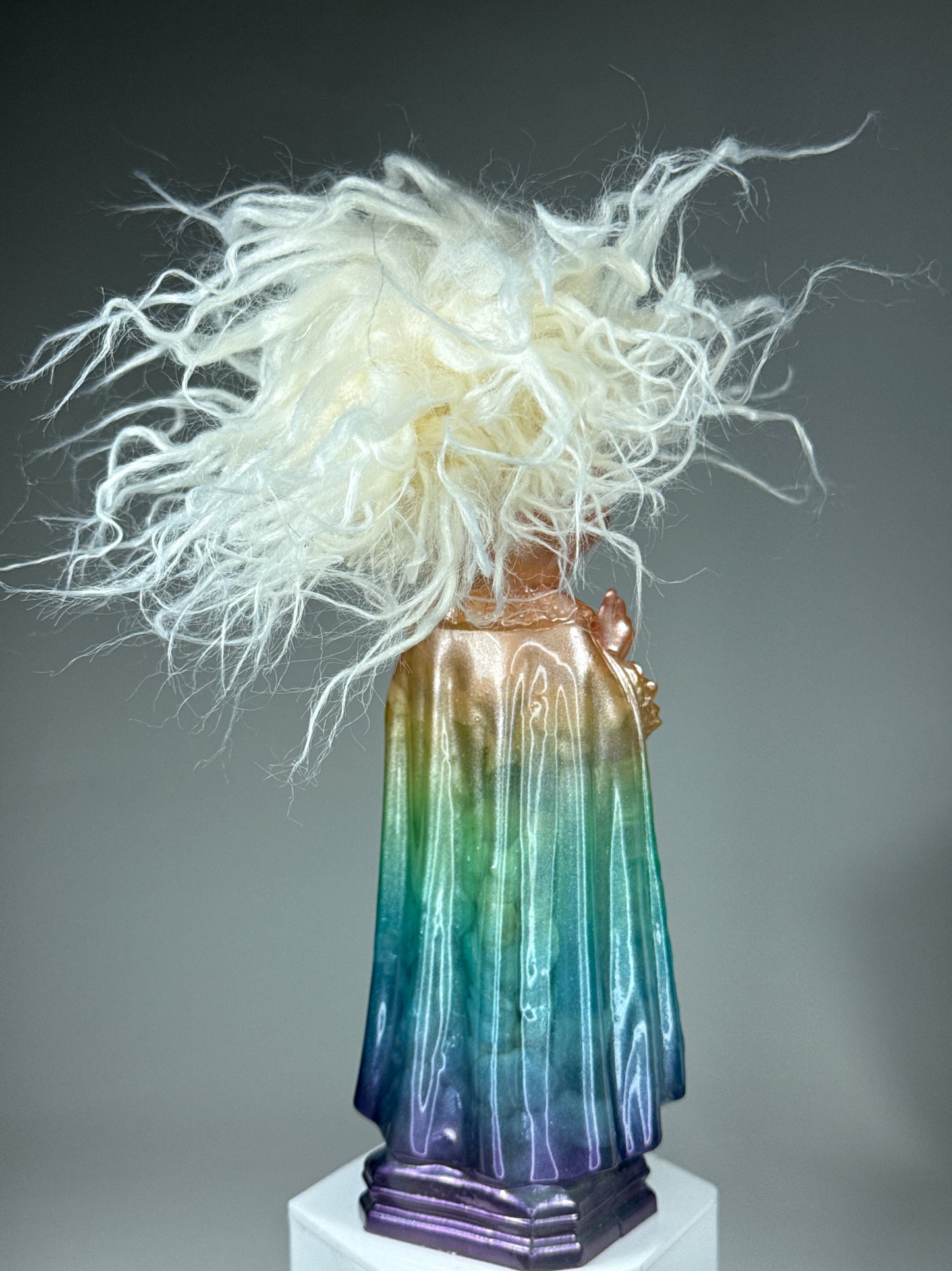 Saint Troll: Light Rainbow Sparkle