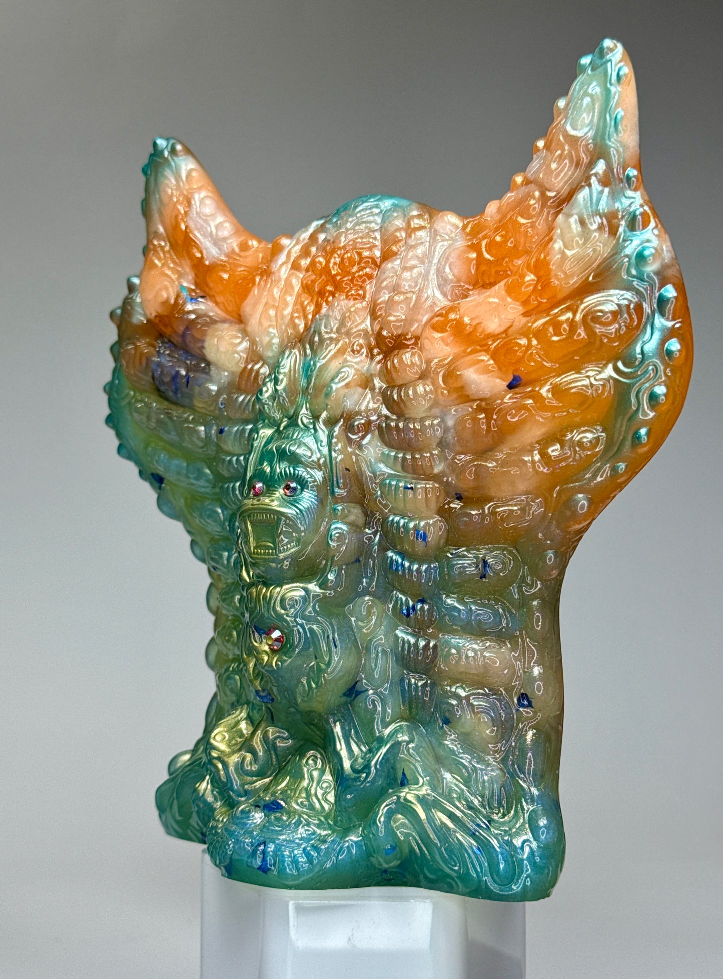 Kaxxl Yi’mm: Visionary Soother