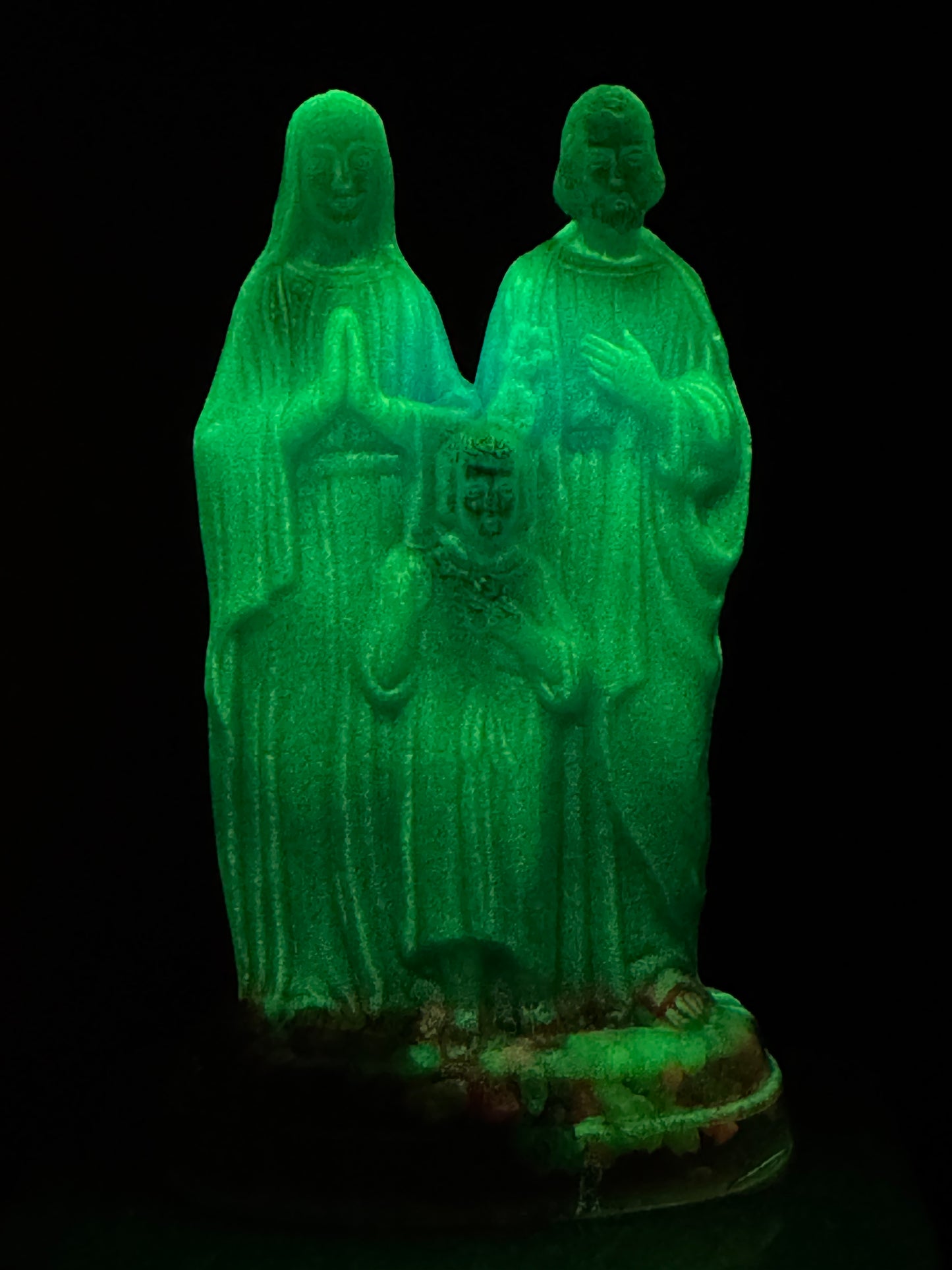 The Holy Family: Glow Trick