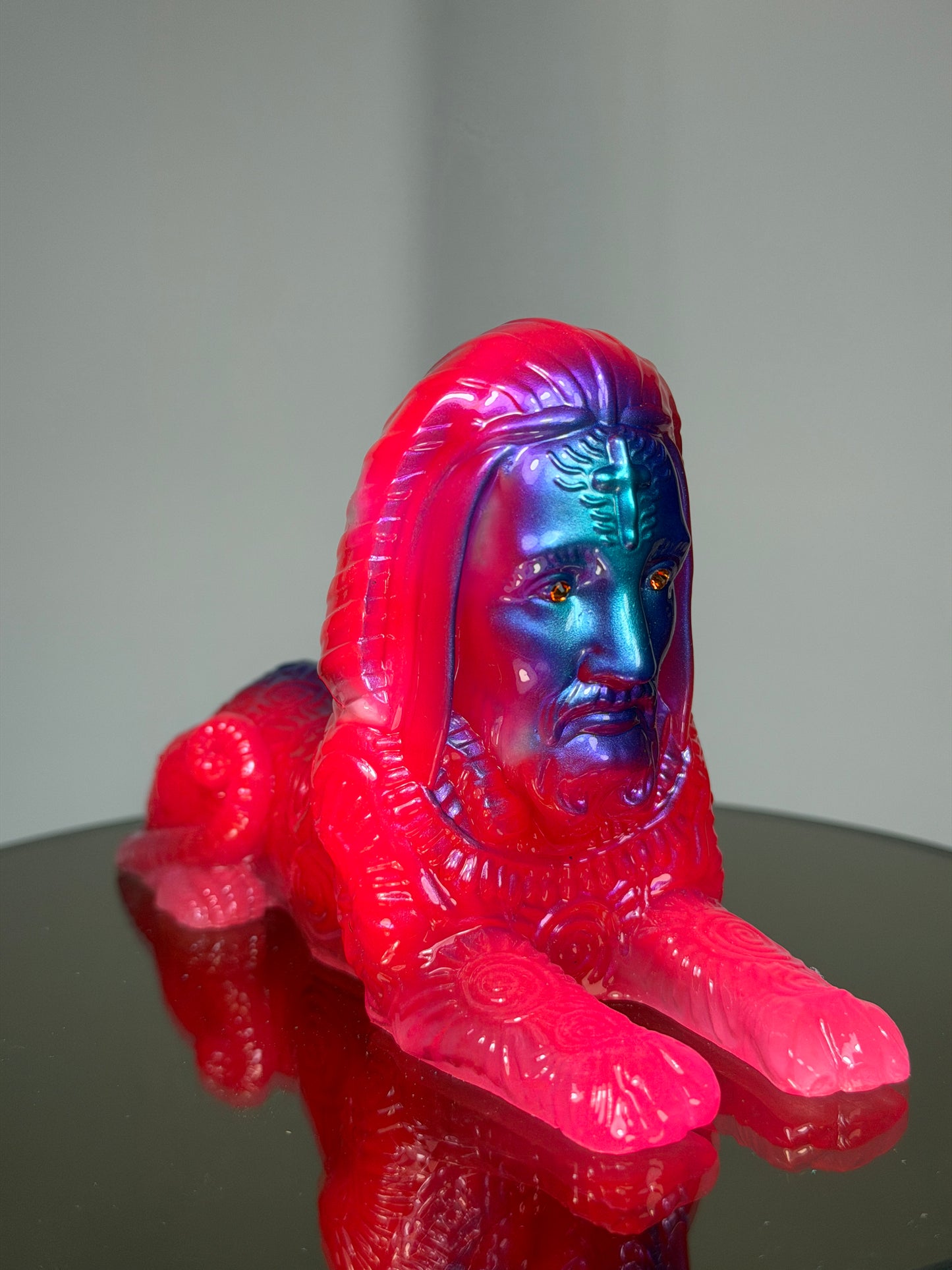 Sphinx Jesus: Glow Pink