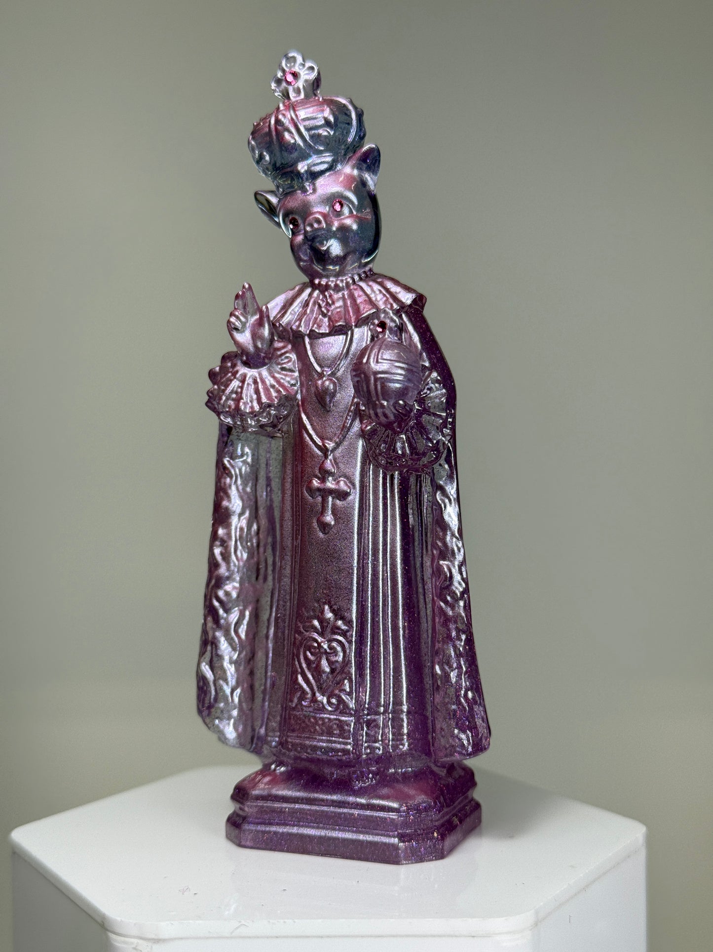 Saint Piggy: Purple Heart