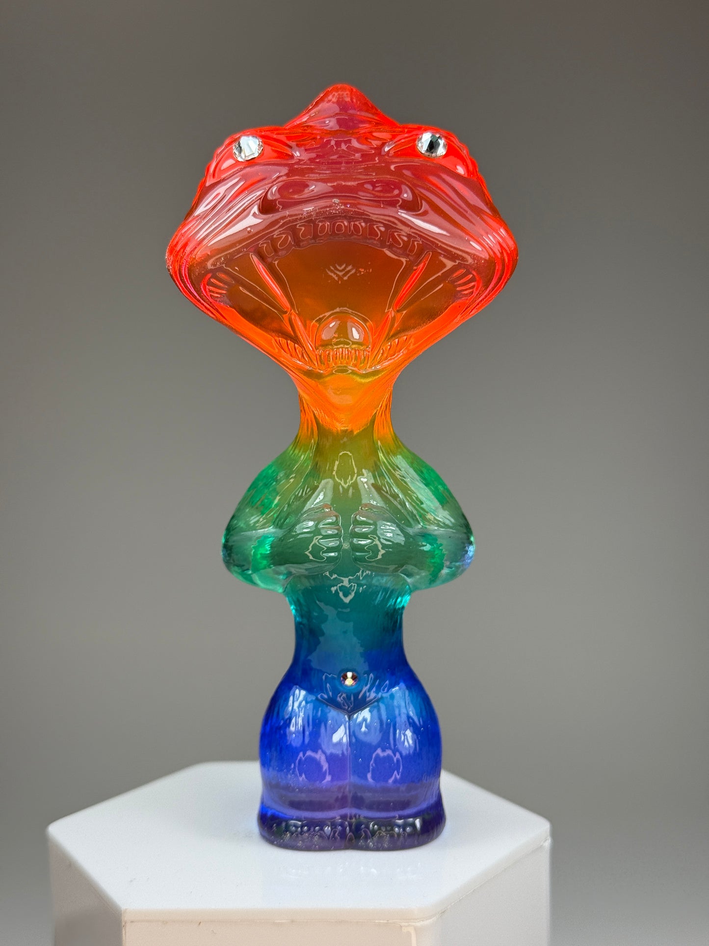 Fisheye Ape: Transparent Rainbow