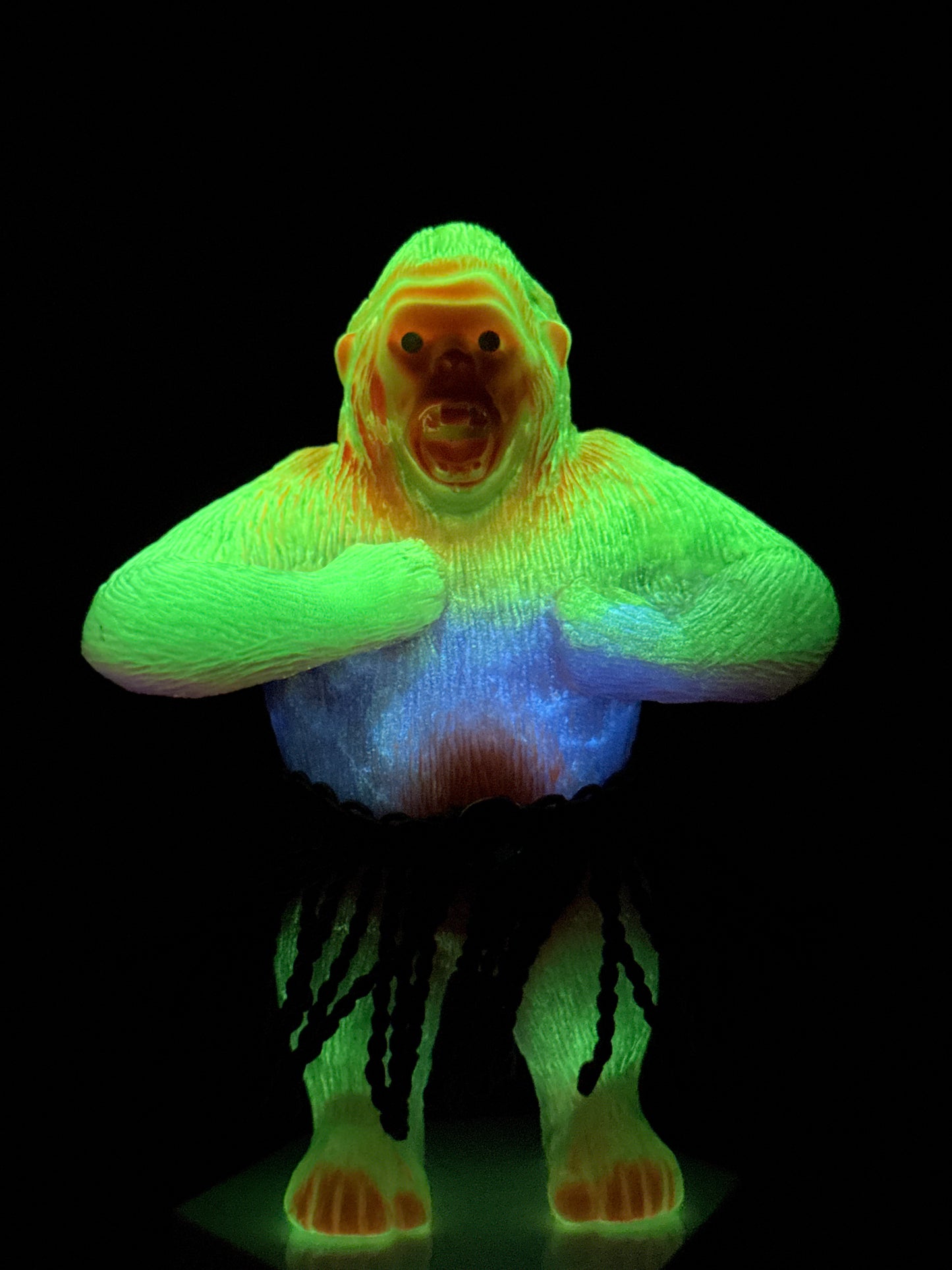 Hula Ape: Green/Purple Glow