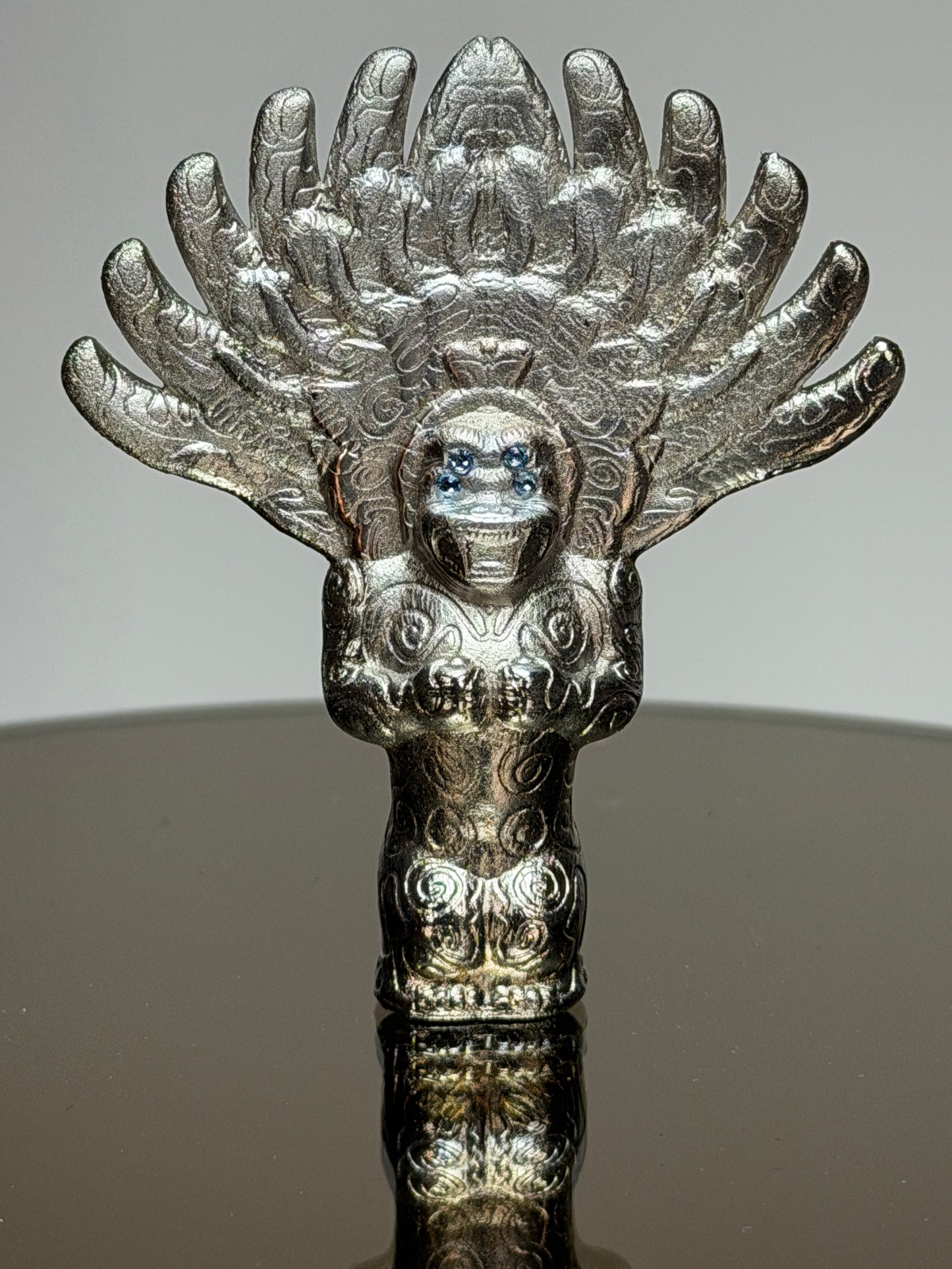 Ezqqn Ap’ee: Chrome Plated Pure