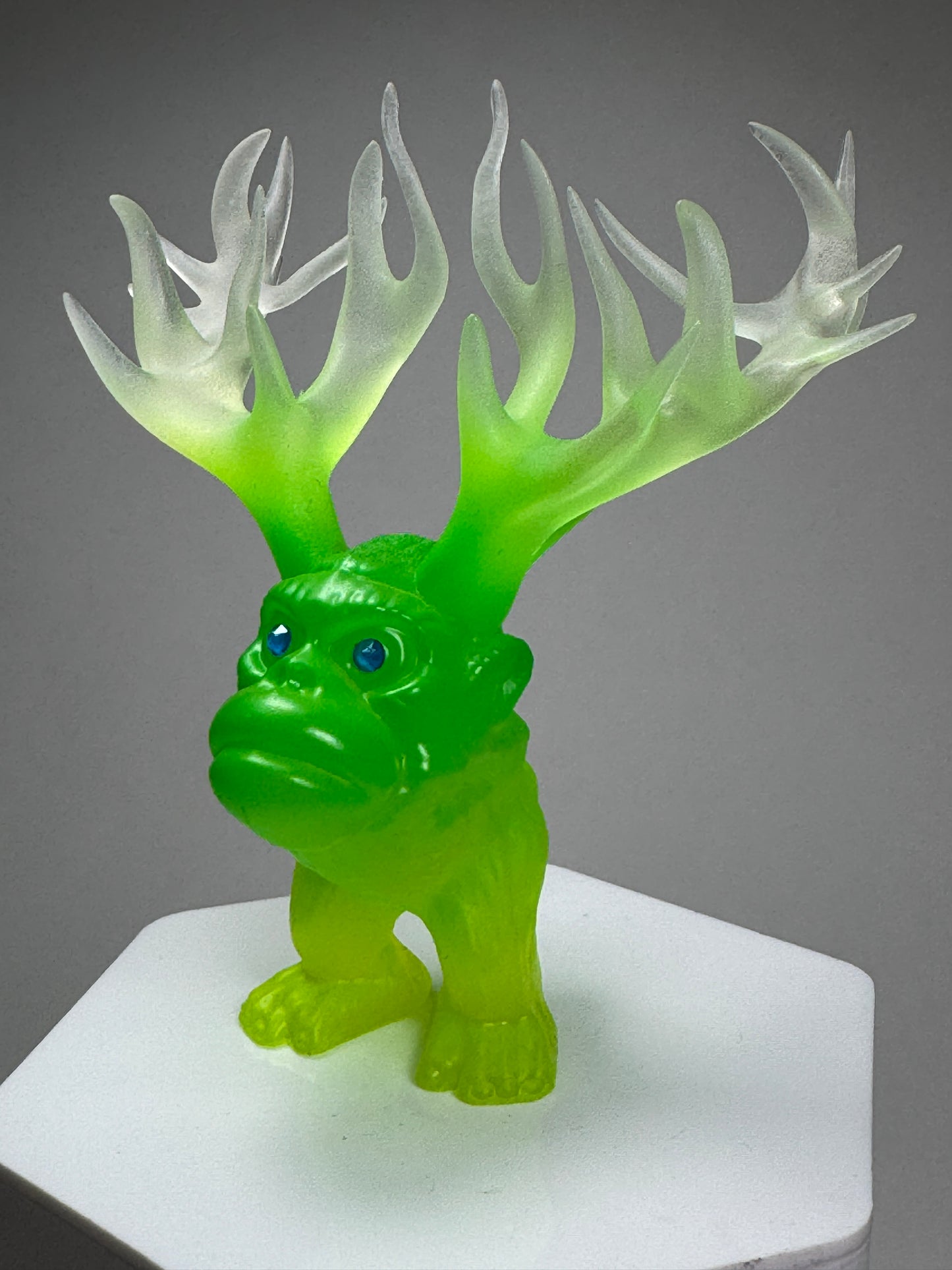 Antler Hopper: Glow Antler Green