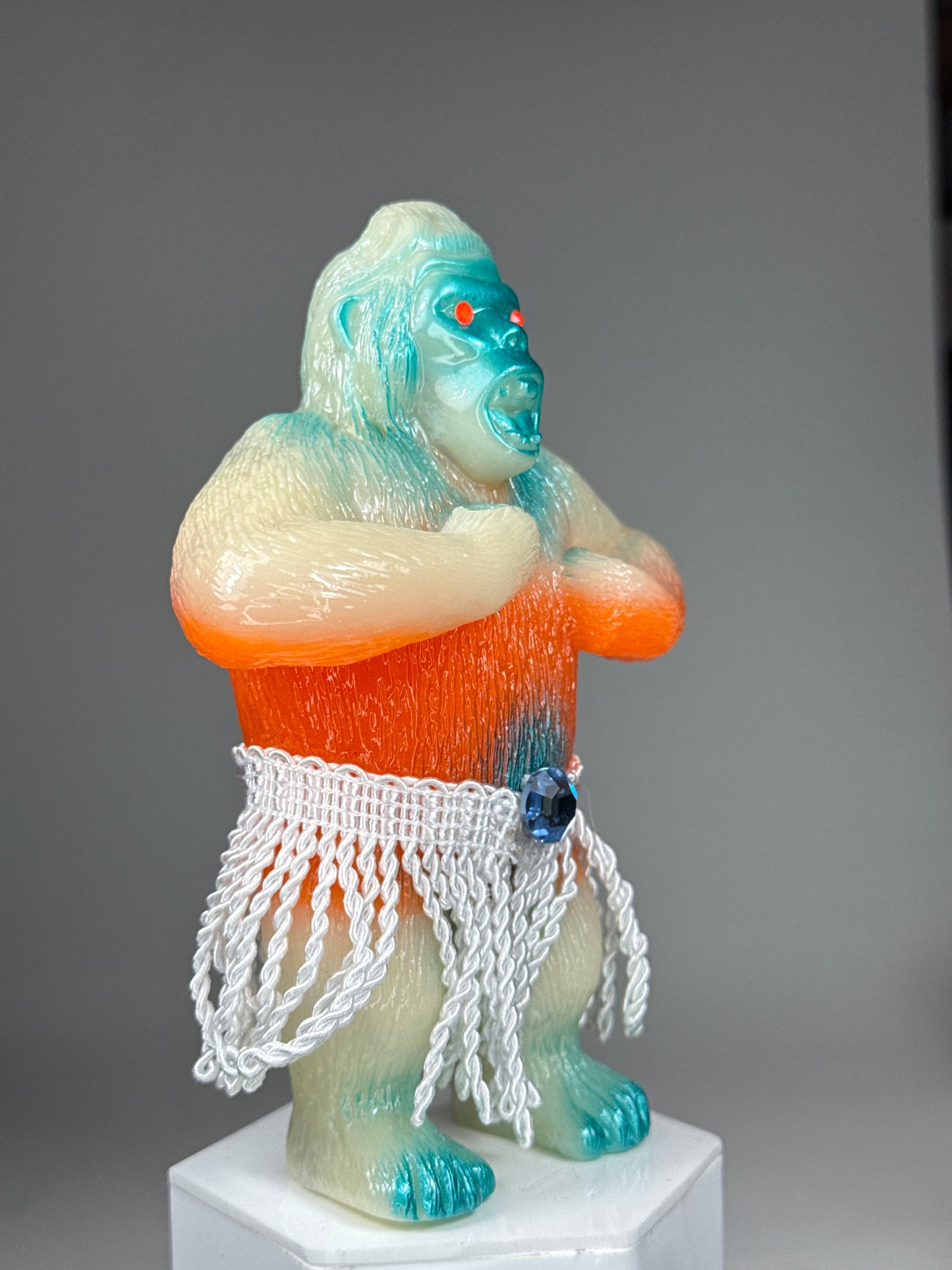 Hula Ape: White/Orange Glow