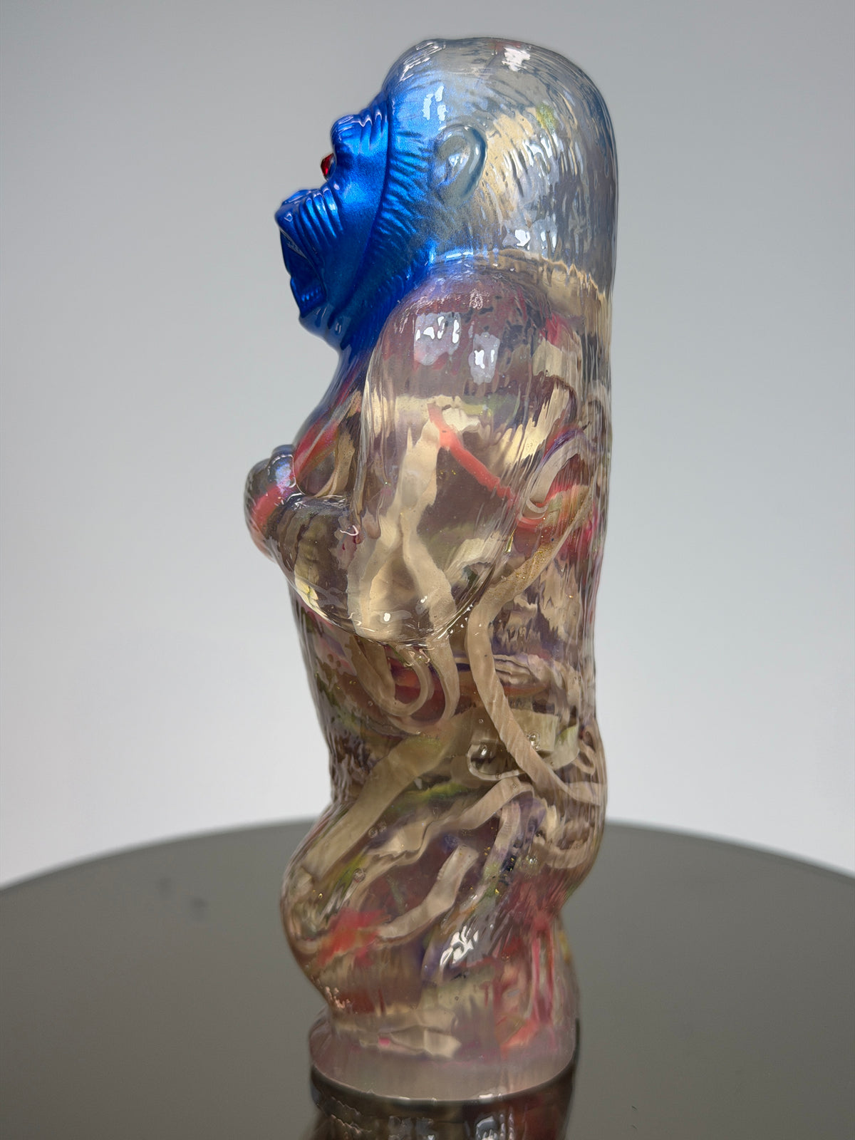 Ape: Used Rubber Band Pile