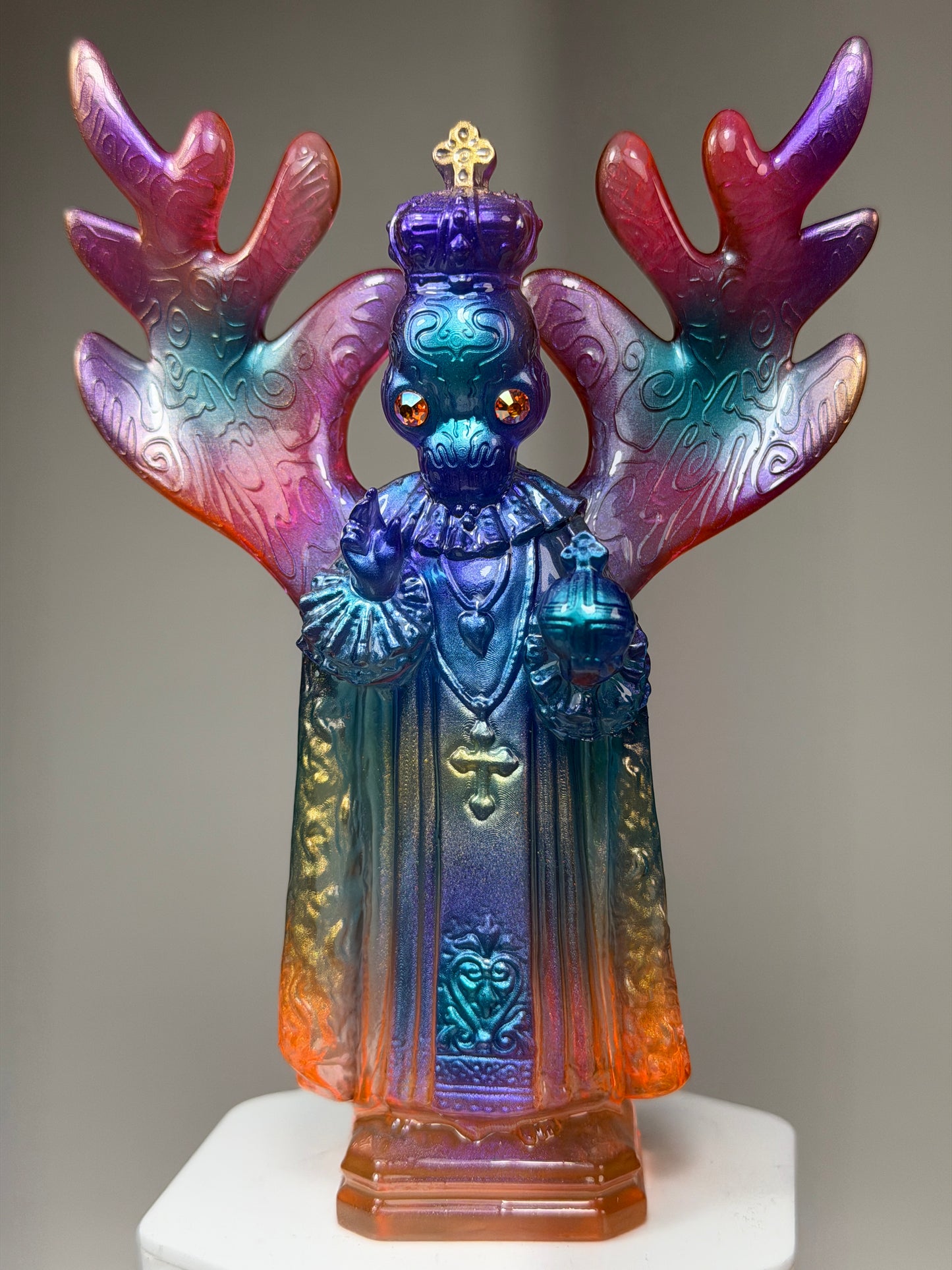 Saint Space Insect: Beautiful Wings