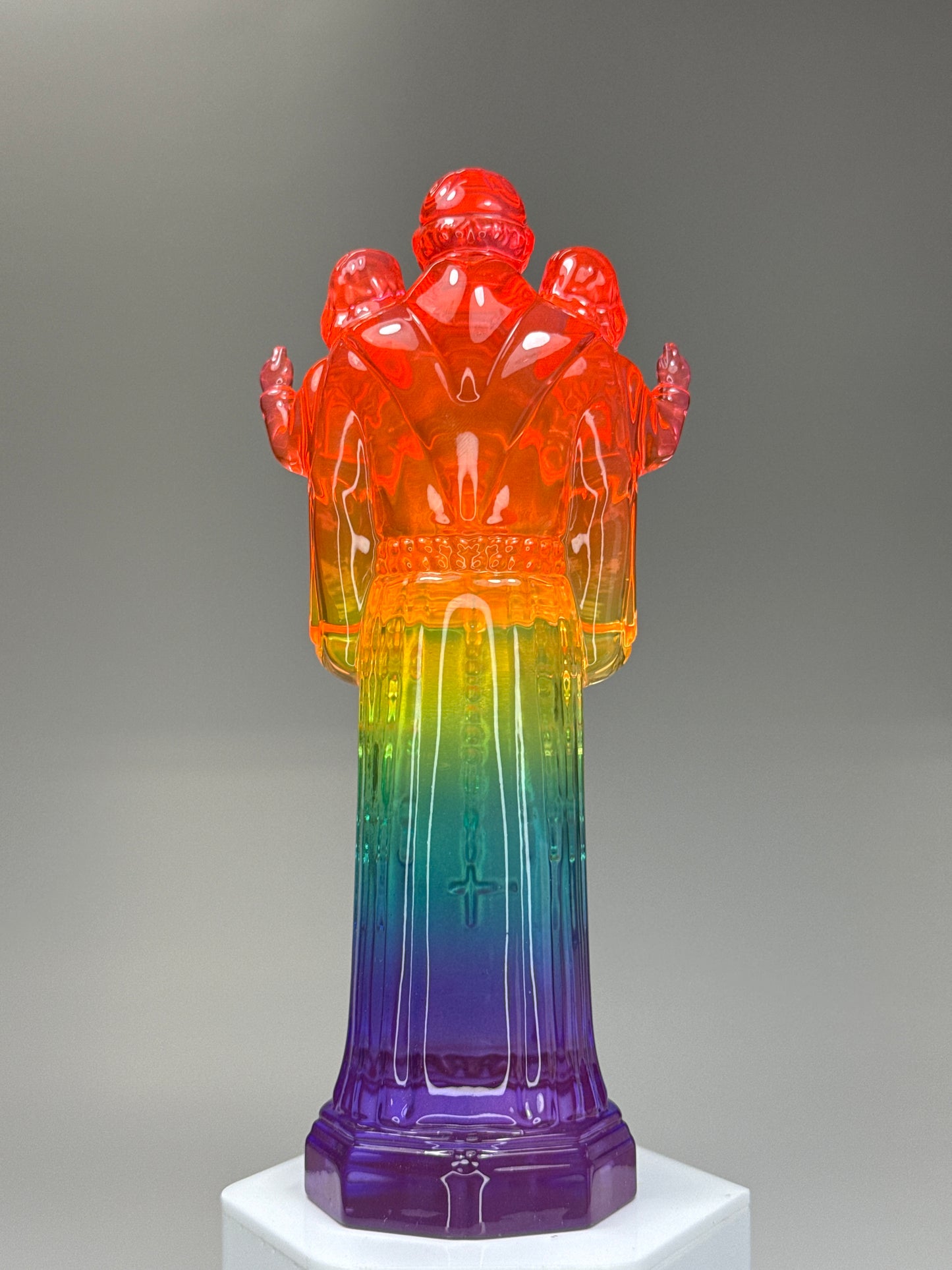 Cyclops with Twins: Transparent Rainbow